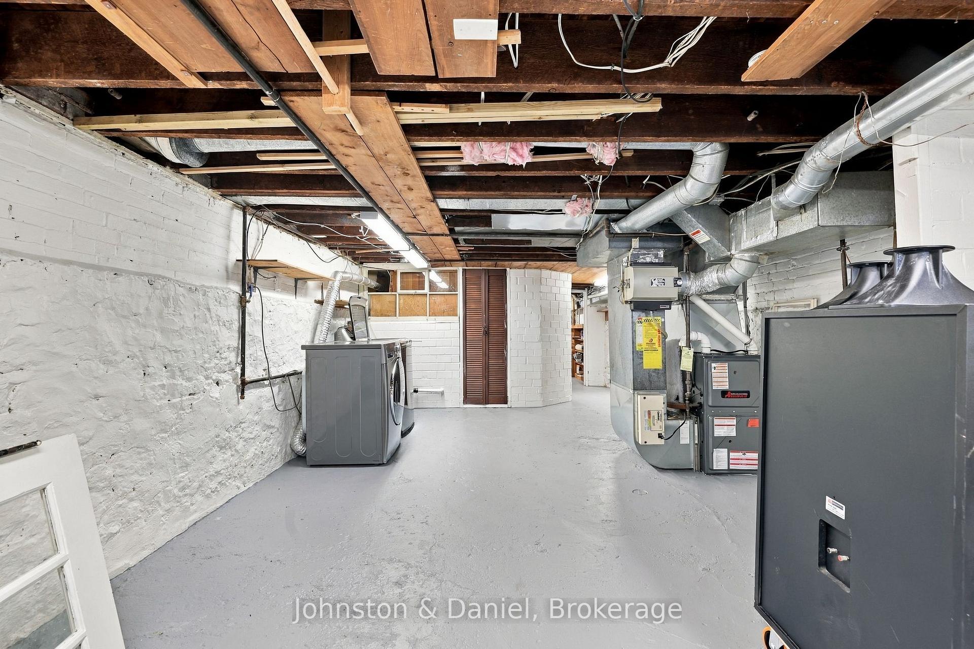Photo 23 of 17 Gibson Avenue, Toronto, The Annex — HOMEH