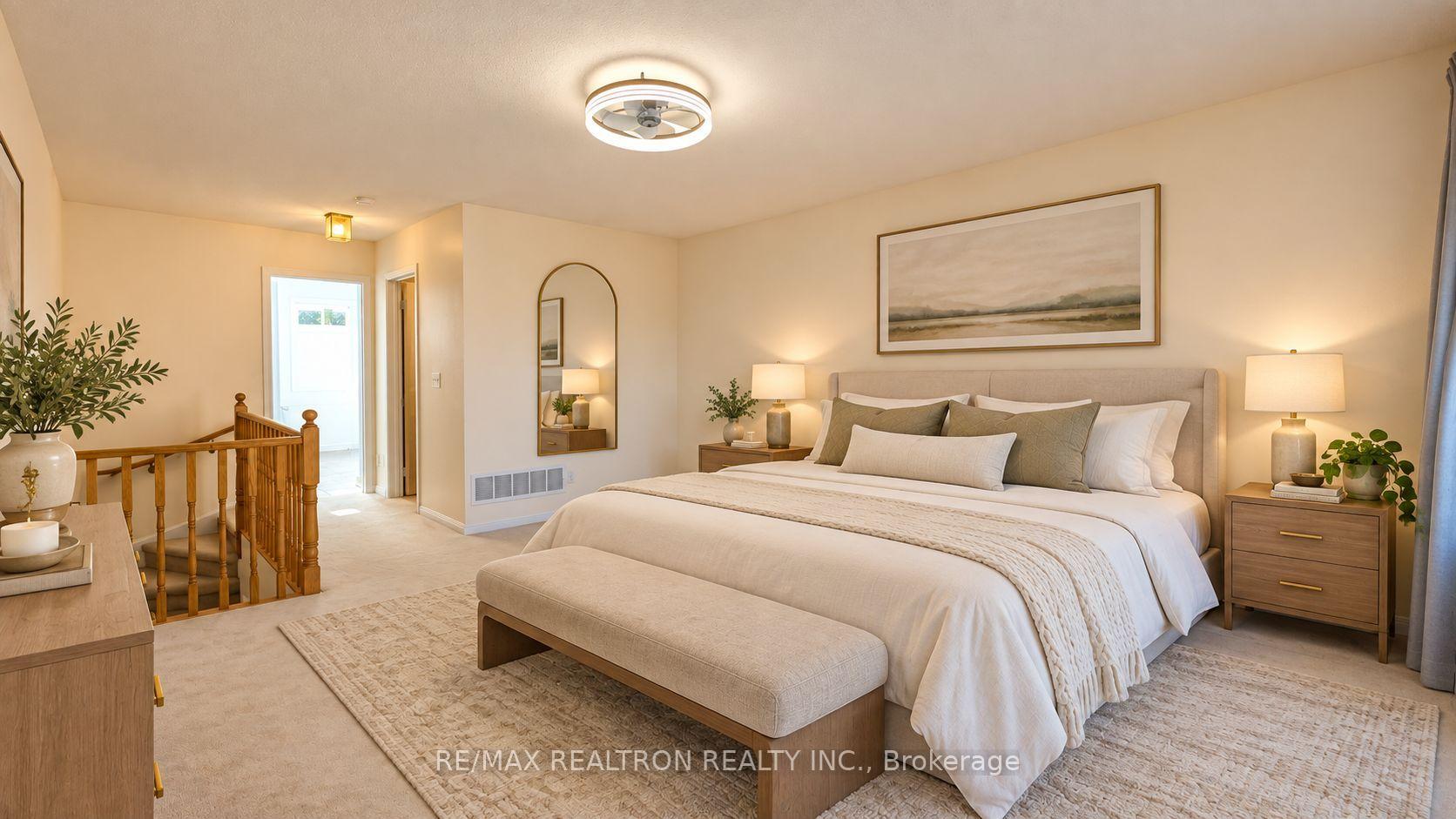 Photo 5 of Unit 7, 22 St Moritz Way, Markham, Unionville — HOMEH