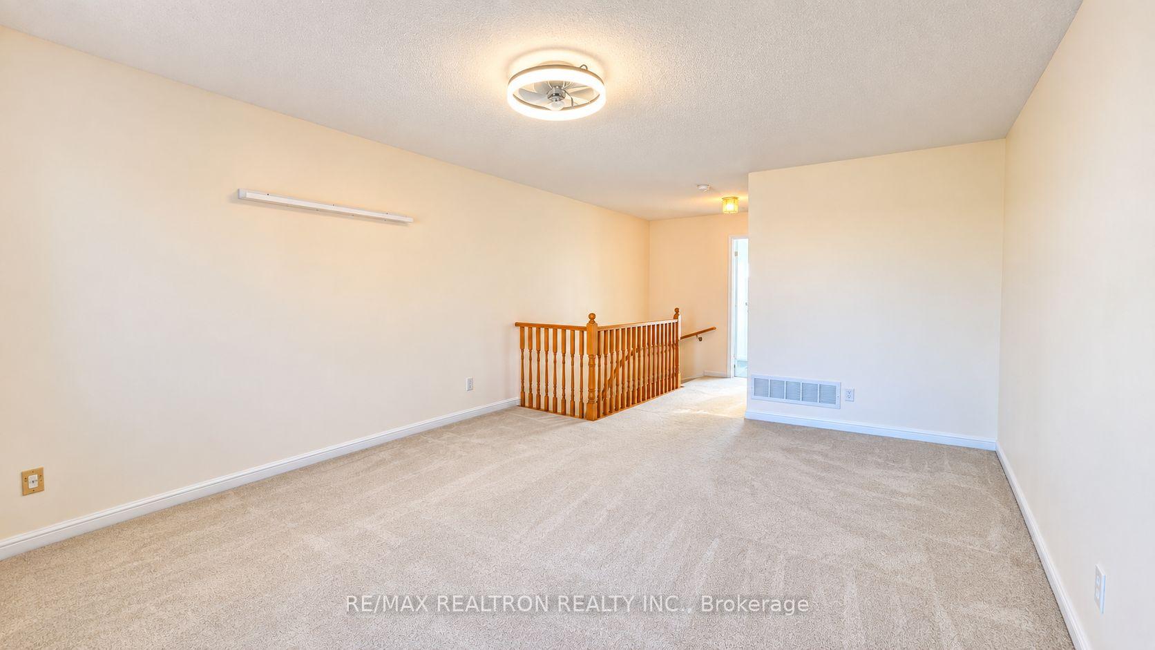 Photo 19 of Unit 7, 22 St Moritz Way, Markham, Unionville — HOMEH