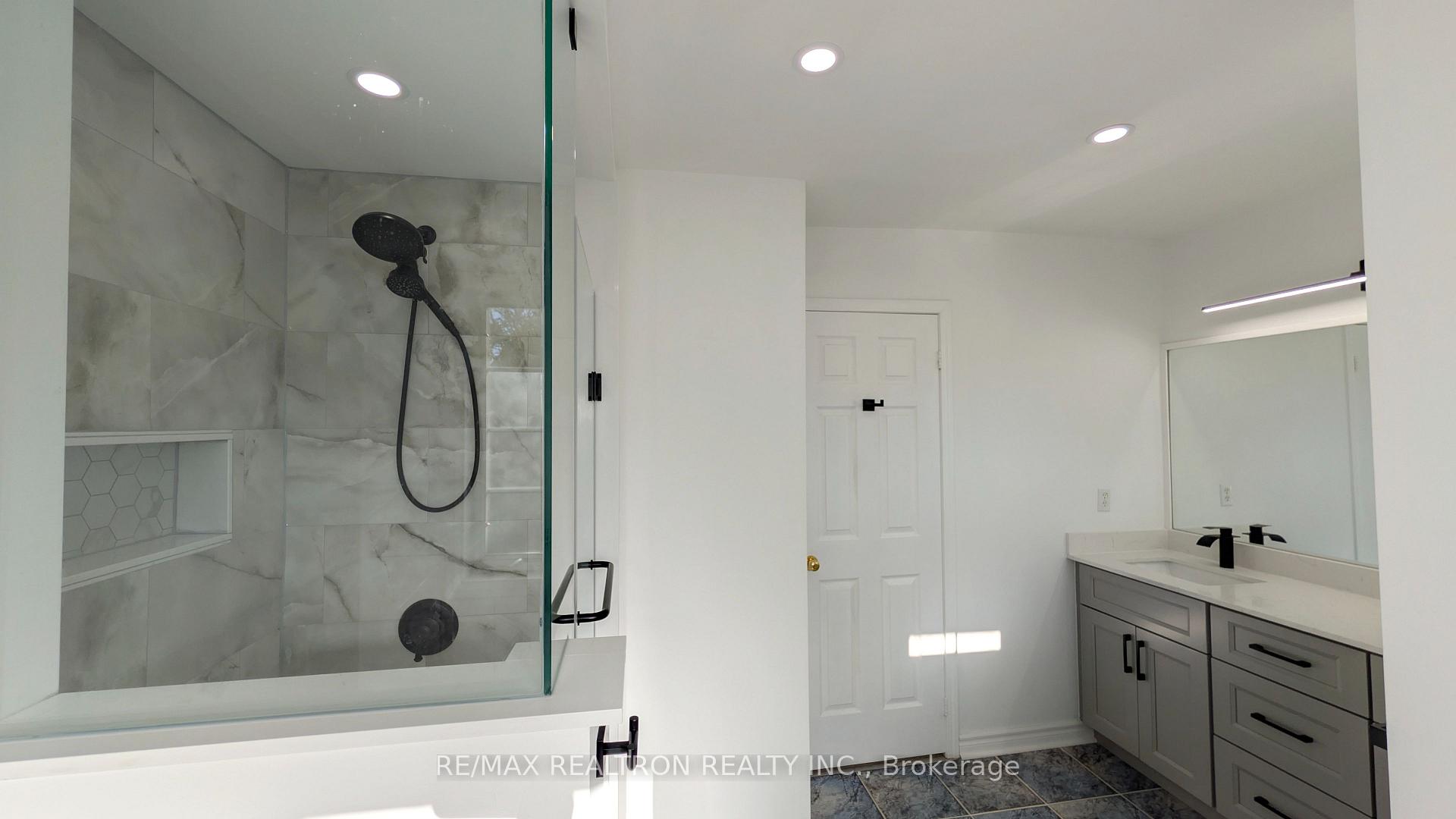 Photo 21 of Unit 7, 22 St Moritz Way, Markham, Unionville — HOMEH