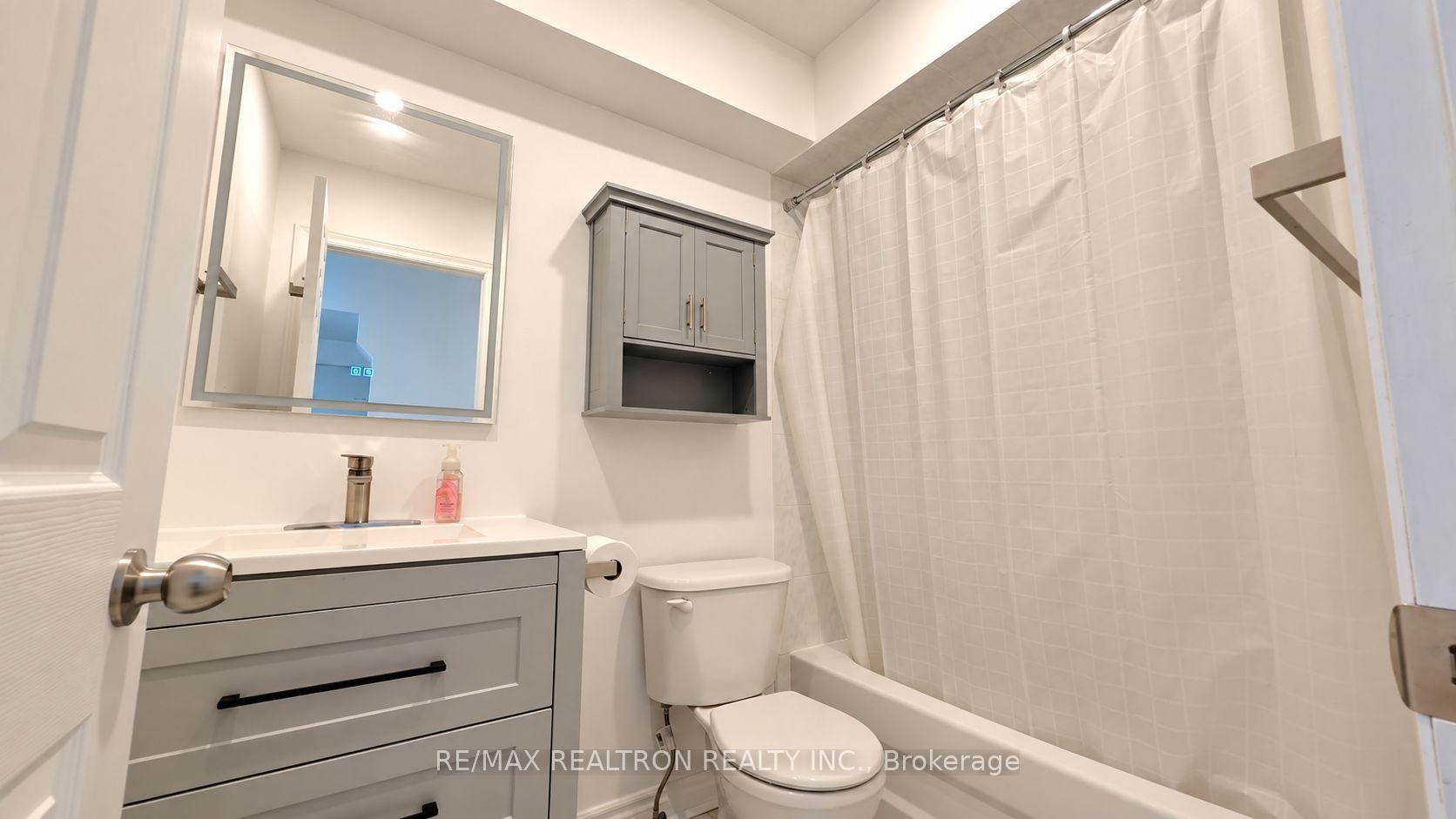 Photo 31 of Unit 7, 22 St Moritz Way, Markham, Unionville — HOMEH
