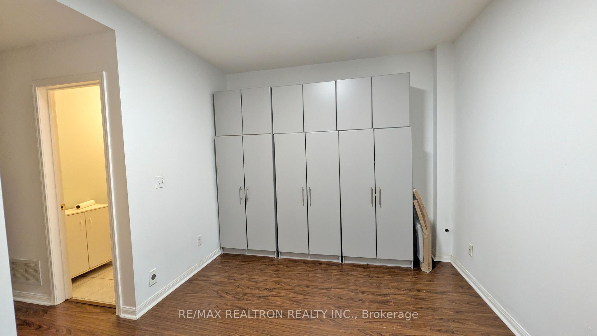 Photo 33 of Unit 7, 22 St Moritz Way, Markham, Unionville — HOMEH
