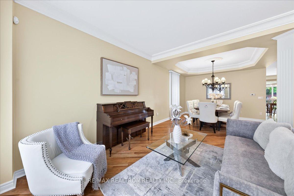 Photo 9 of 158 Nantucket Drive, Richmond Hill, Oak Ridges Lake Wilcox — HOMEH