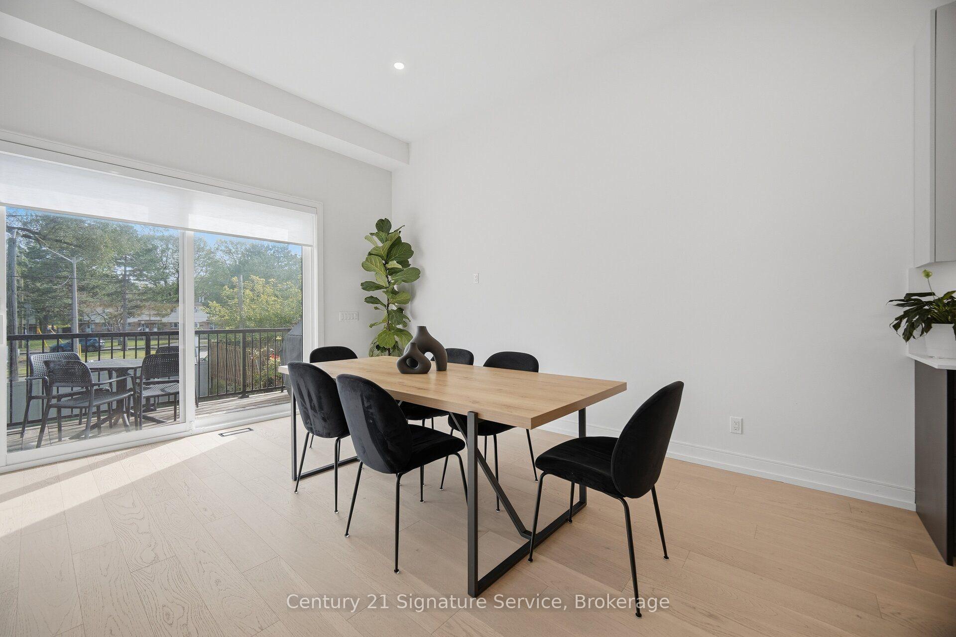 Photo 18 of 273C Ranee Avenue, North York, Yorkdale-Glen Park — HOMEH