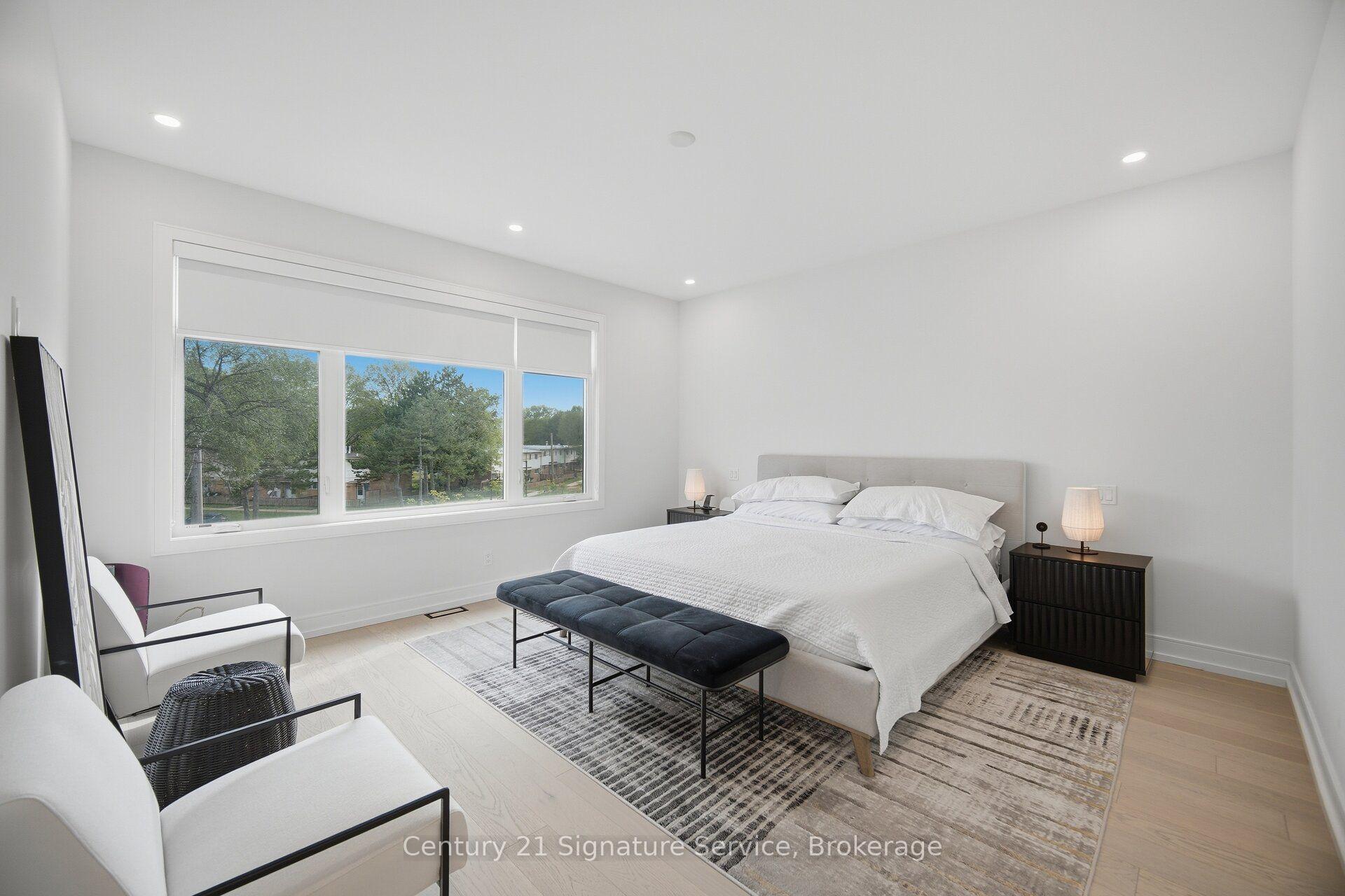 Photo 25 of 273C Ranee Avenue, North York, Yorkdale-Glen Park — HOMEH