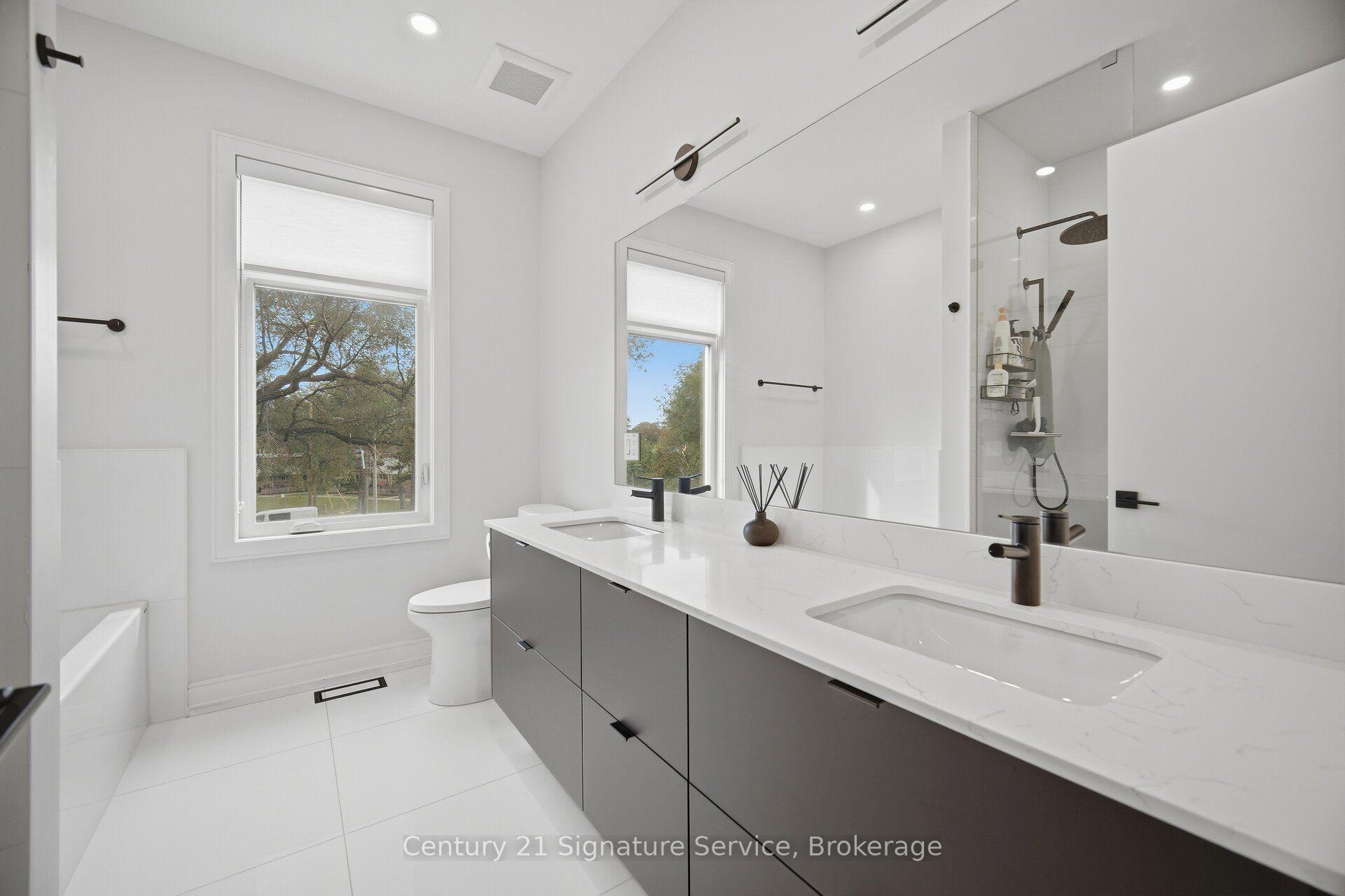 Photo 29 of 273C Ranee Avenue, North York, Yorkdale-Glen Park — HOMEH