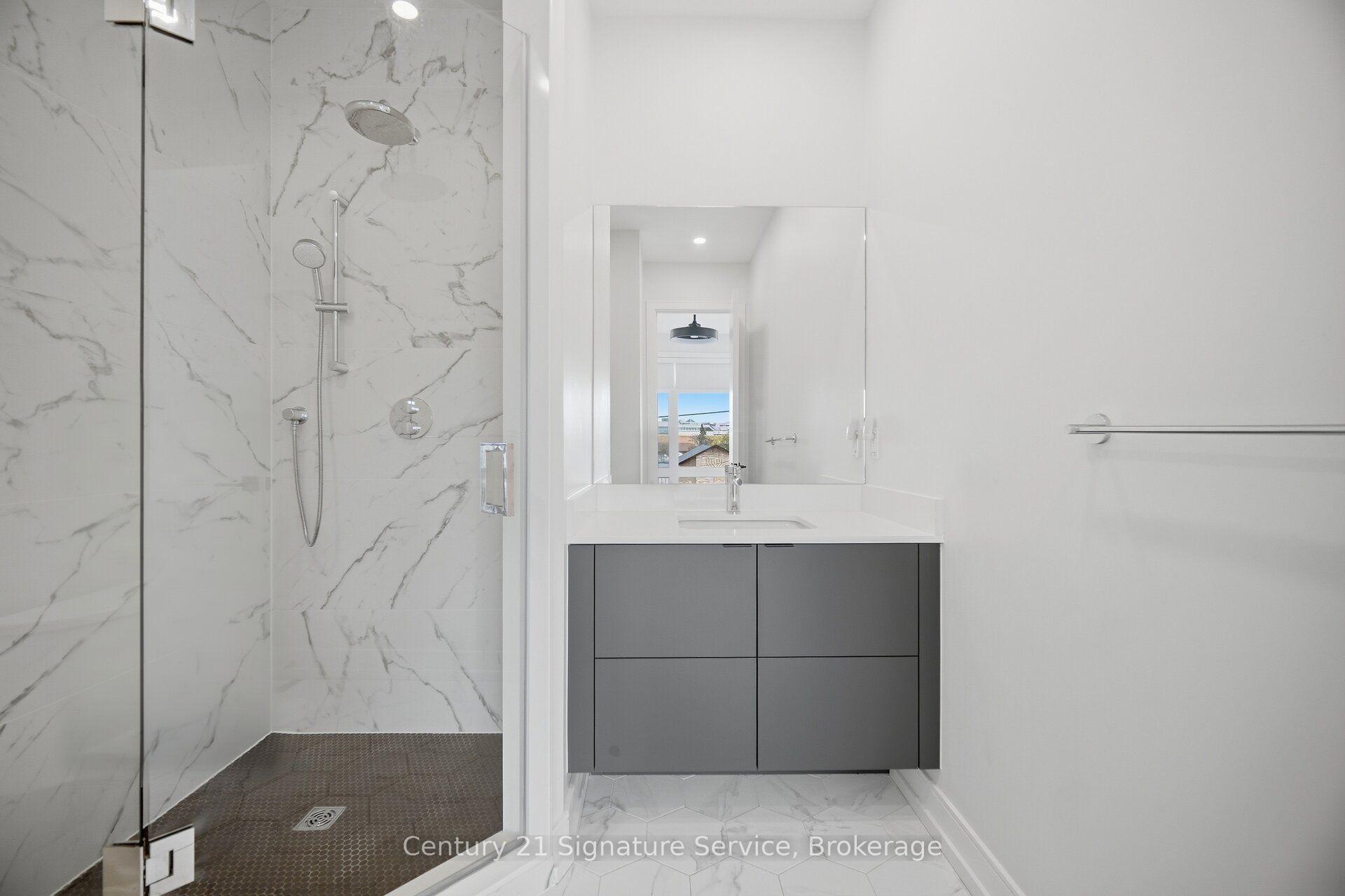 Photo 35 of 273C Ranee Avenue, North York, Yorkdale-Glen Park — HOMEH