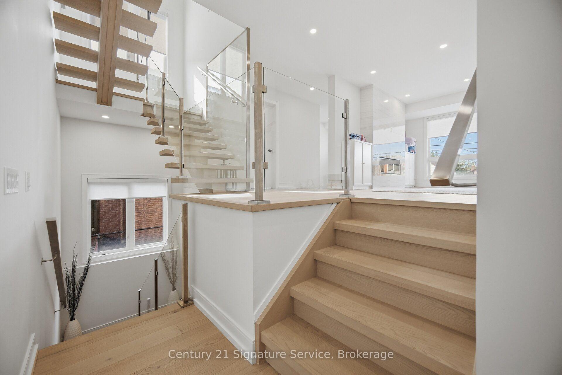 Photo 40 of 273C Ranee Avenue, North York, Yorkdale-Glen Park — HOMEH