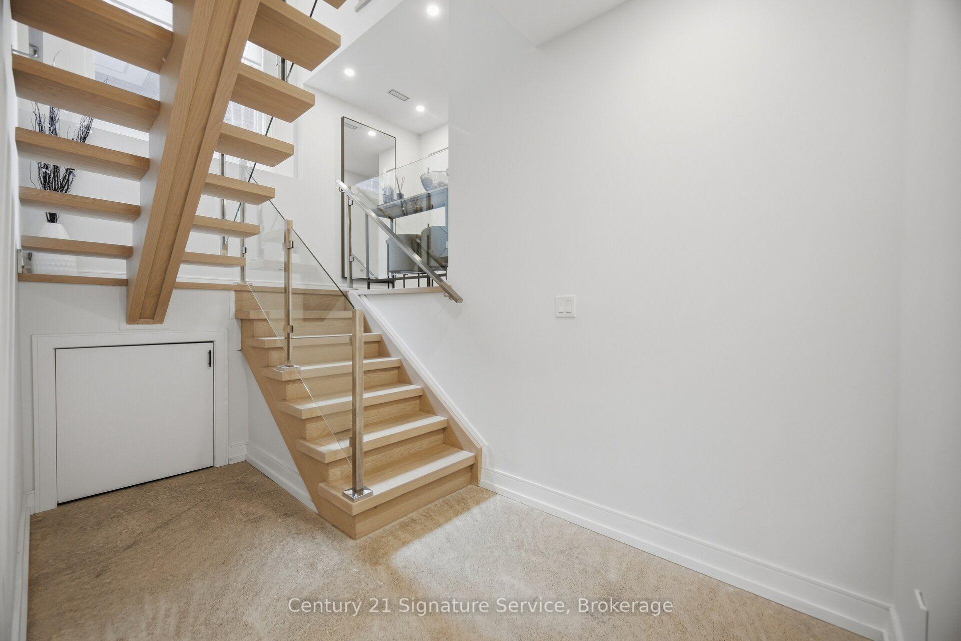 Photo 42 of 273C Ranee Avenue, North York, Yorkdale-Glen Park — HOMEH