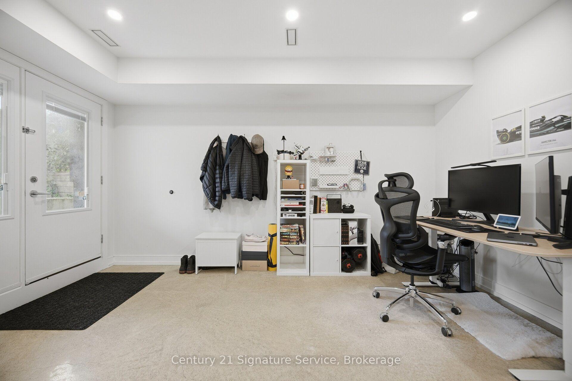 Photo 45 of 273C Ranee Avenue, North York, Yorkdale-Glen Park — HOMEH