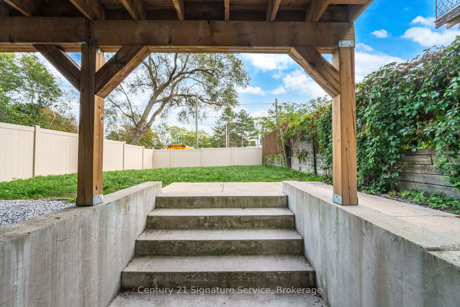 Photo 50 of 273C Ranee Avenue, North York, Yorkdale-Glen Park — HOMEH