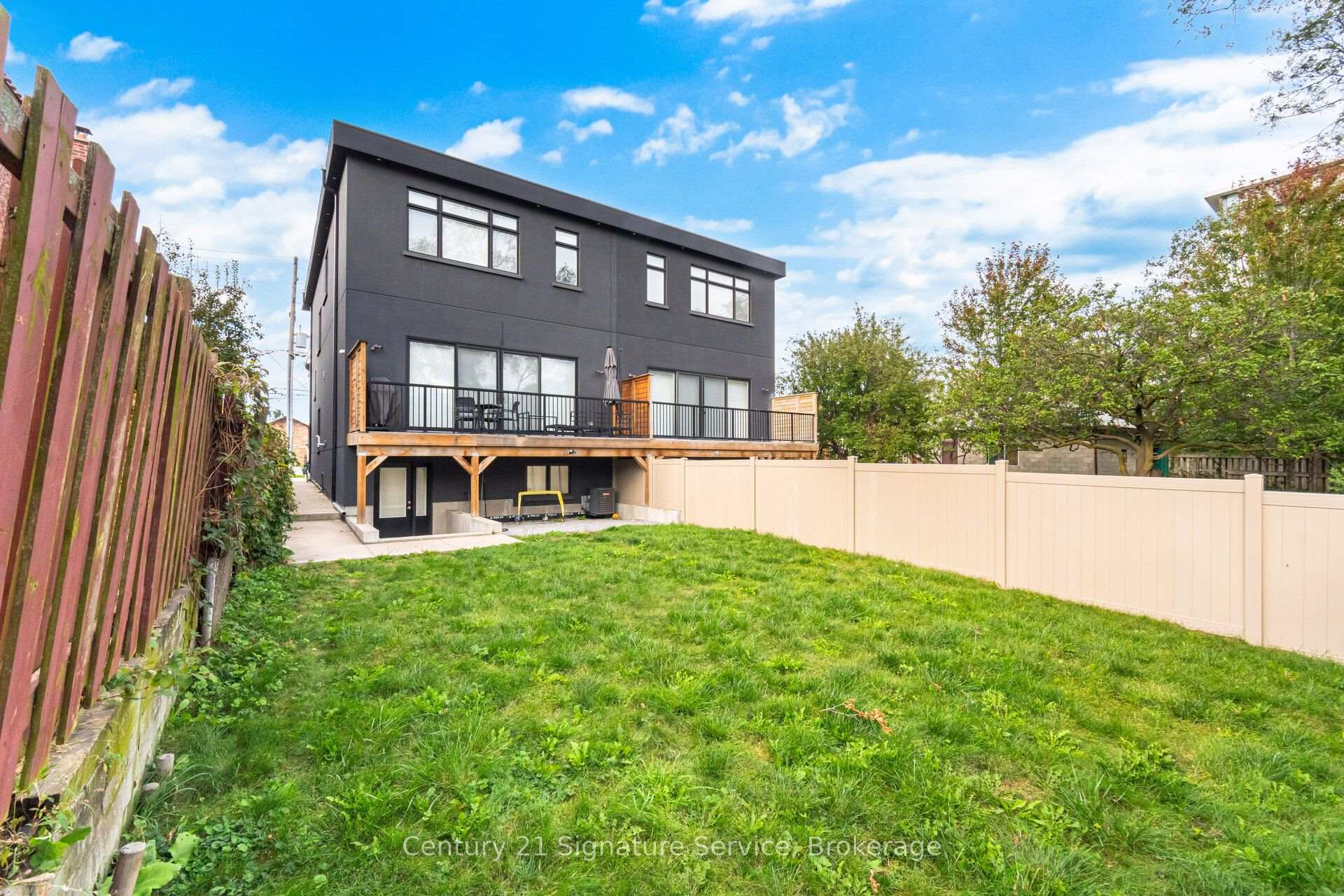 Photo 51 of 273C Ranee Avenue, North York, Yorkdale-Glen Park — HOMEH