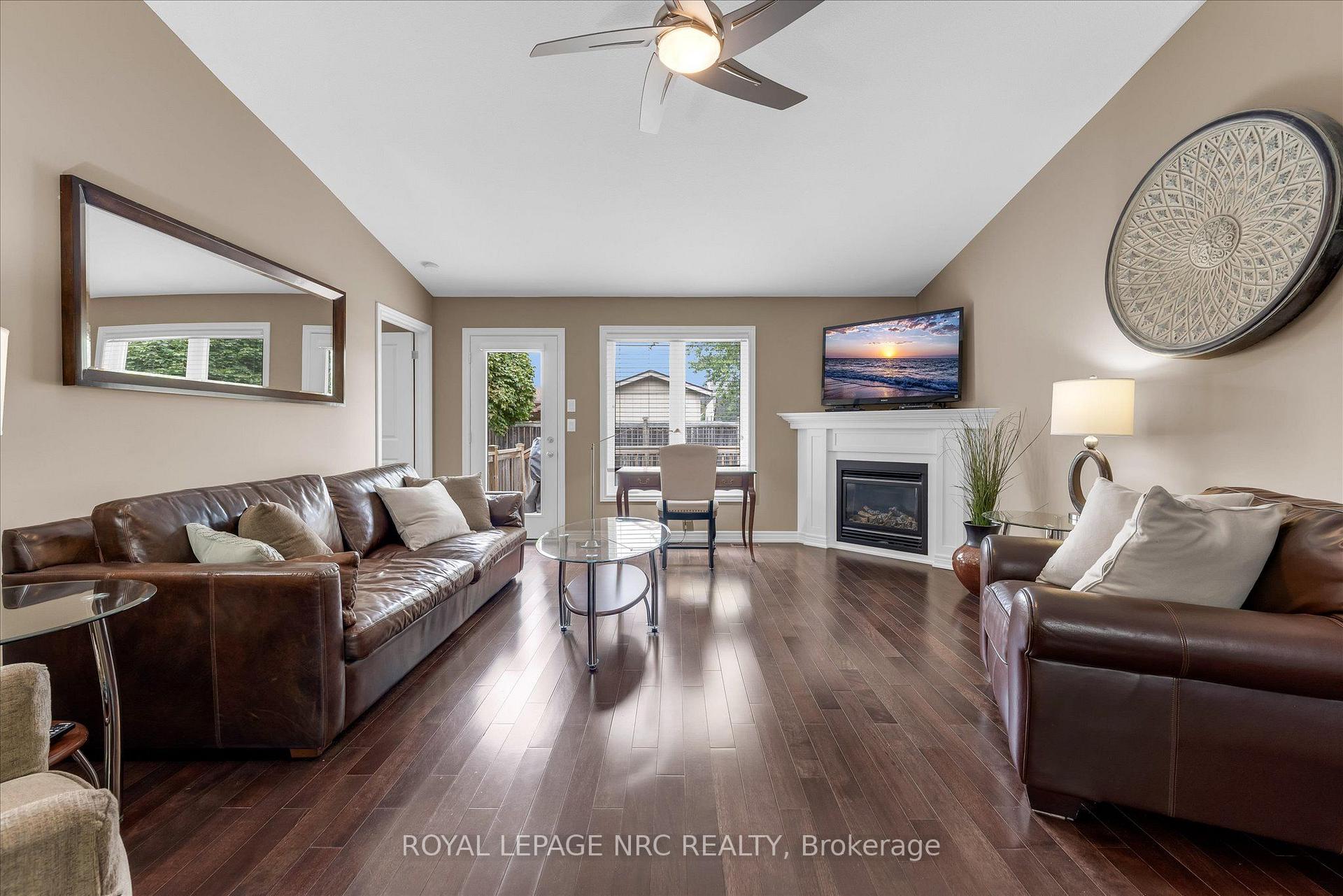 Photo 4 of Unit 23, 70 Elmwood Avenue, Welland, Broadway — HOMEH