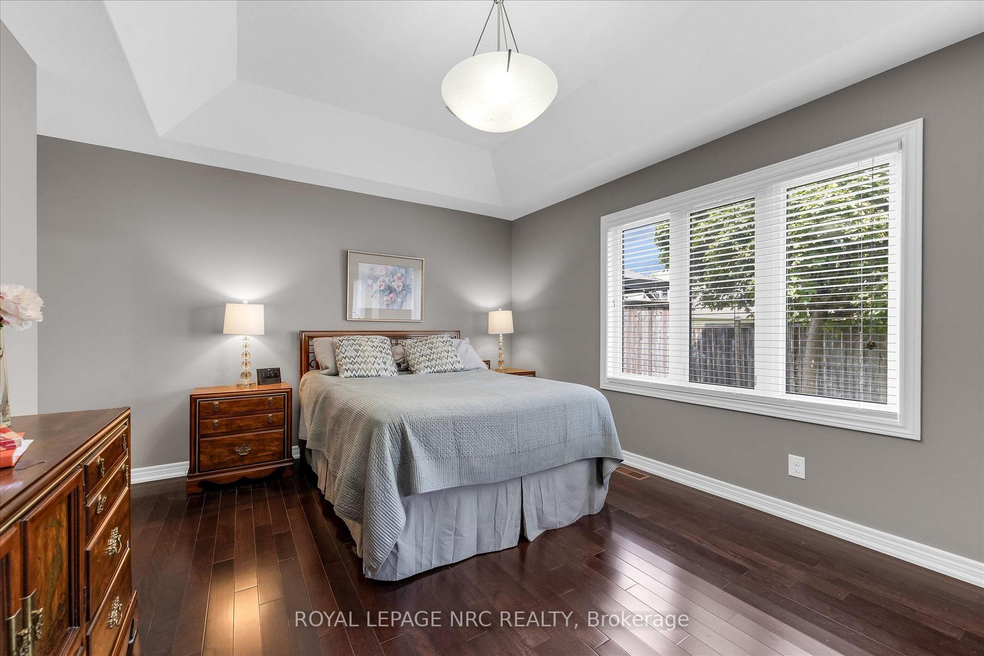 Photo 14 of Unit 23, 70 Elmwood Avenue, Welland, Broadway — HOMEH