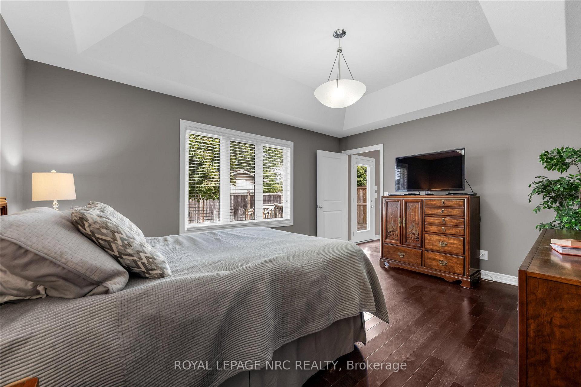 Photo 16 of Unit 23, 70 Elmwood Avenue, Welland, Broadway — HOMEH