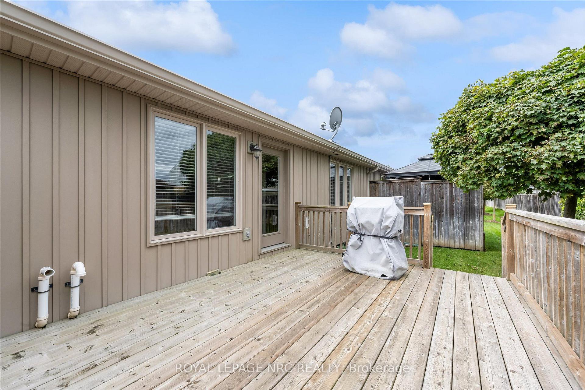 Photo 27 of Unit 23, 70 Elmwood Avenue, Welland, Broadway — HOMEH