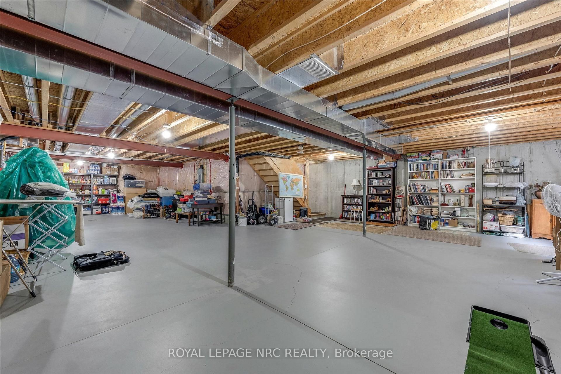 Photo 31 of Unit 23, 70 Elmwood Avenue, Welland, Broadway — HOMEH