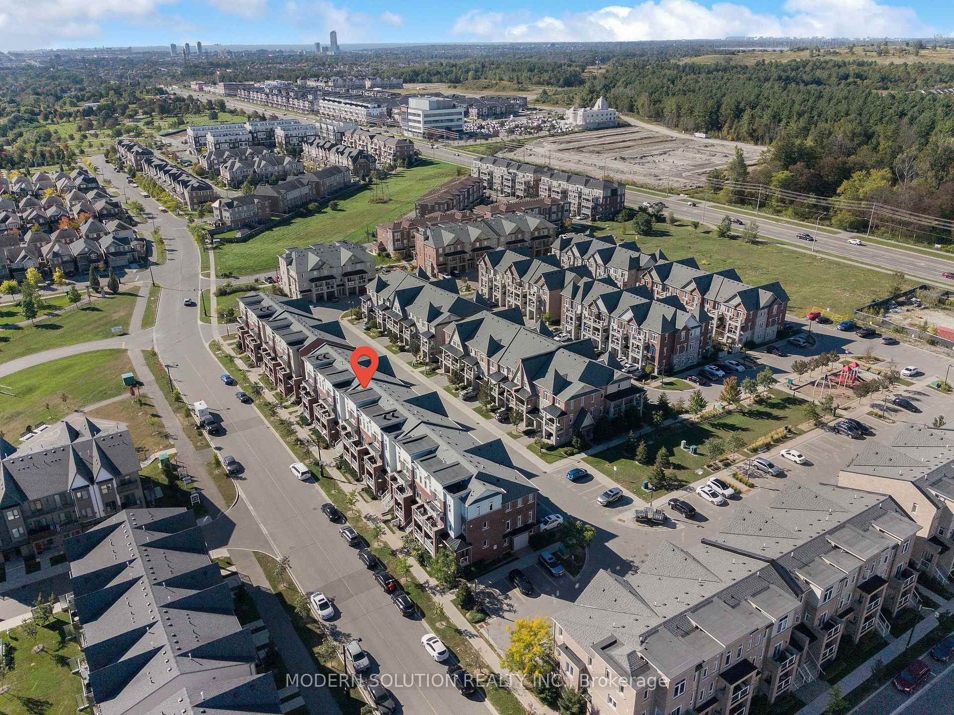 Photo 3 of Unit 94, 2584 William Jackson Drive, Pickering, Duffin Heights — HOMEH