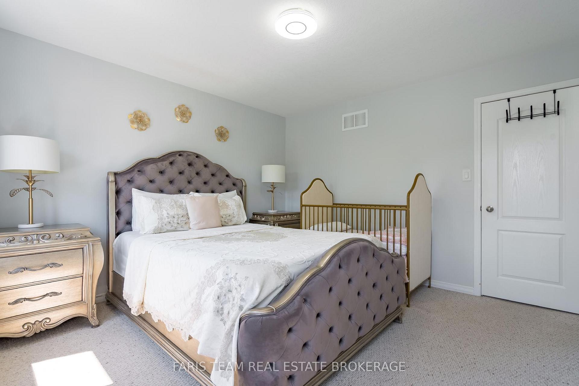 Photo 12 of Unit 48, 75 Prince William Way, Barrie, Innis-Shore — HOMEH