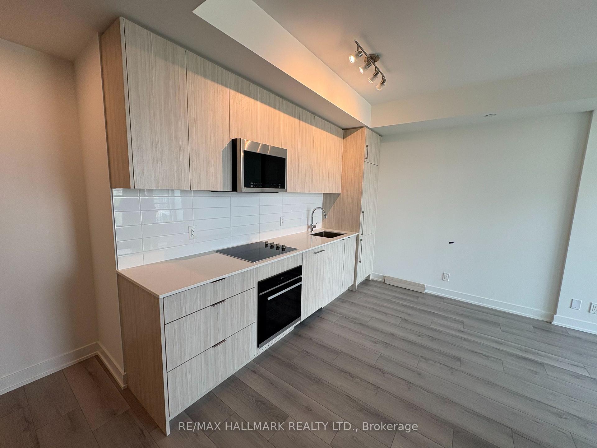 Photo 5 of Unit 601, 20 Deans Drive, Scarborough, Clairlea-Birchmount — HOMEH
