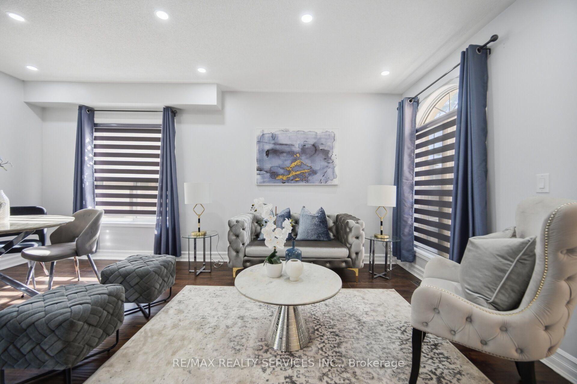 Photo 14 of 4 Sunnybrook Crescent, Brampton, Fletcher's Meadow — HOMEH