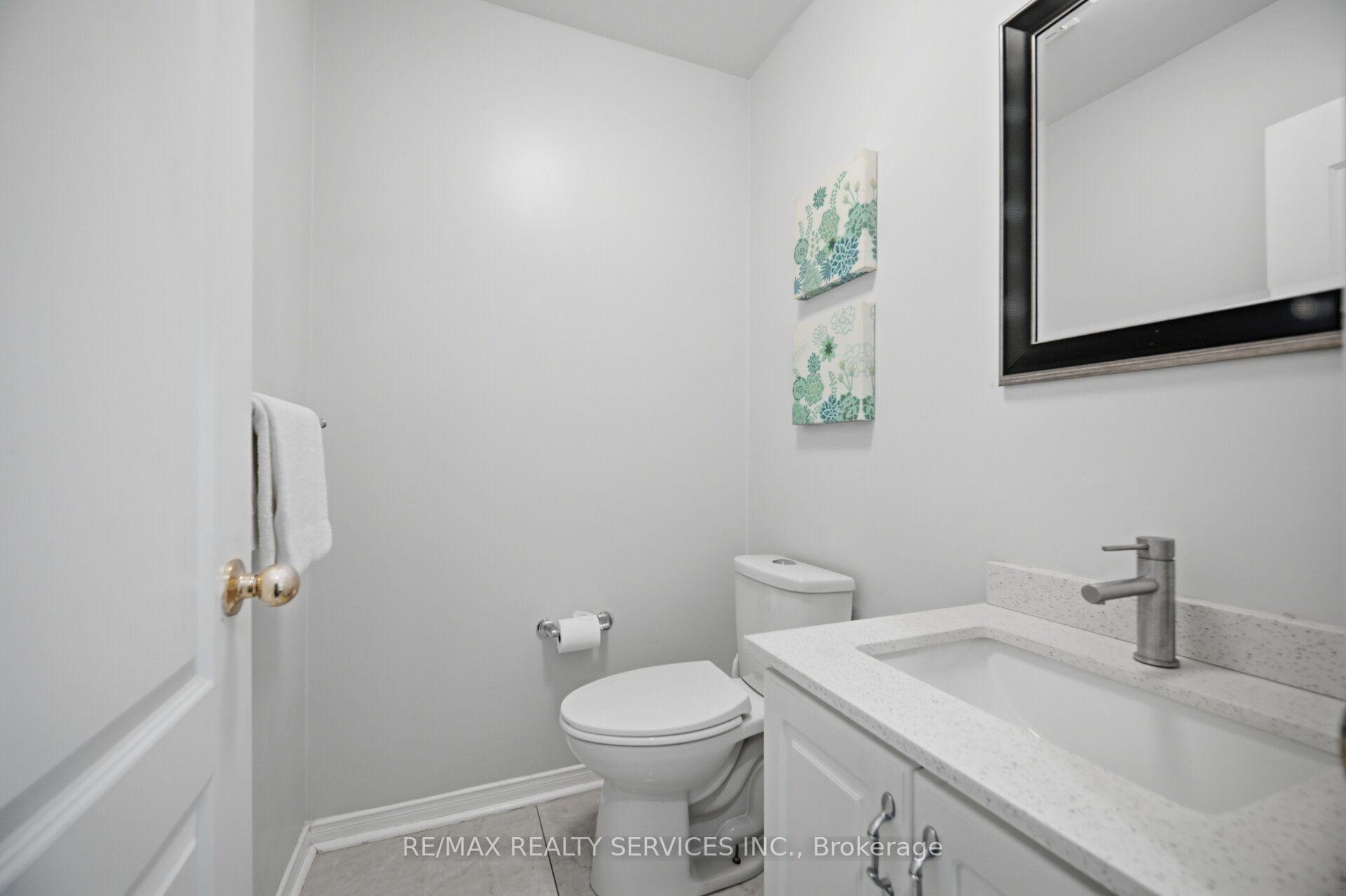 Photo 26 of 4 Sunnybrook Crescent, Brampton, Fletcher's Meadow — HOMEH