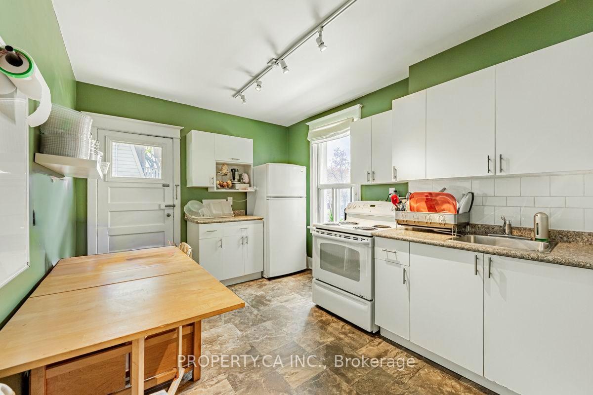 Photo 7 of 133 Drayton Avenue, Toronto, Woodbine Corridor — HOMEH