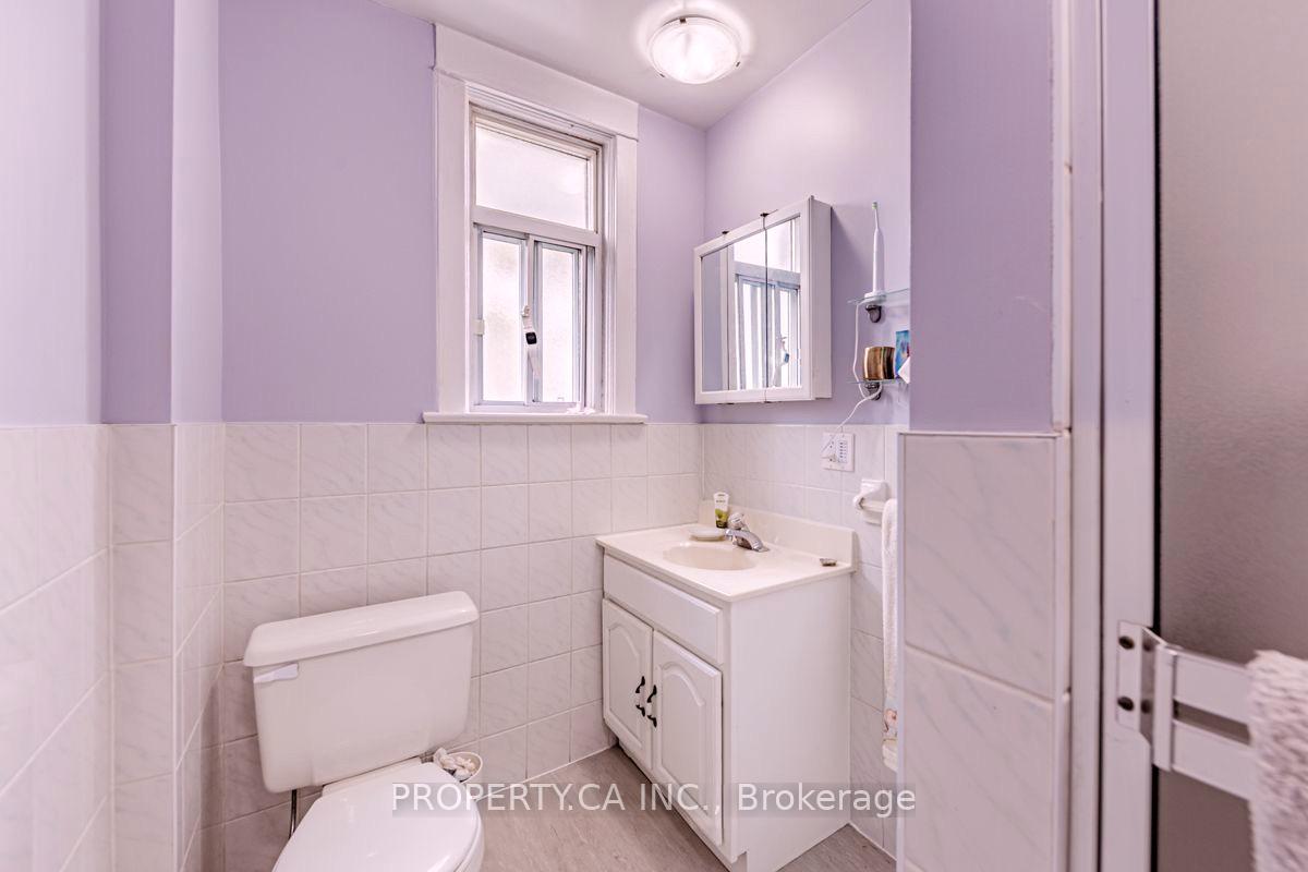 Photo 9 of 133 Drayton Avenue, Toronto, Woodbine Corridor — HOMEH