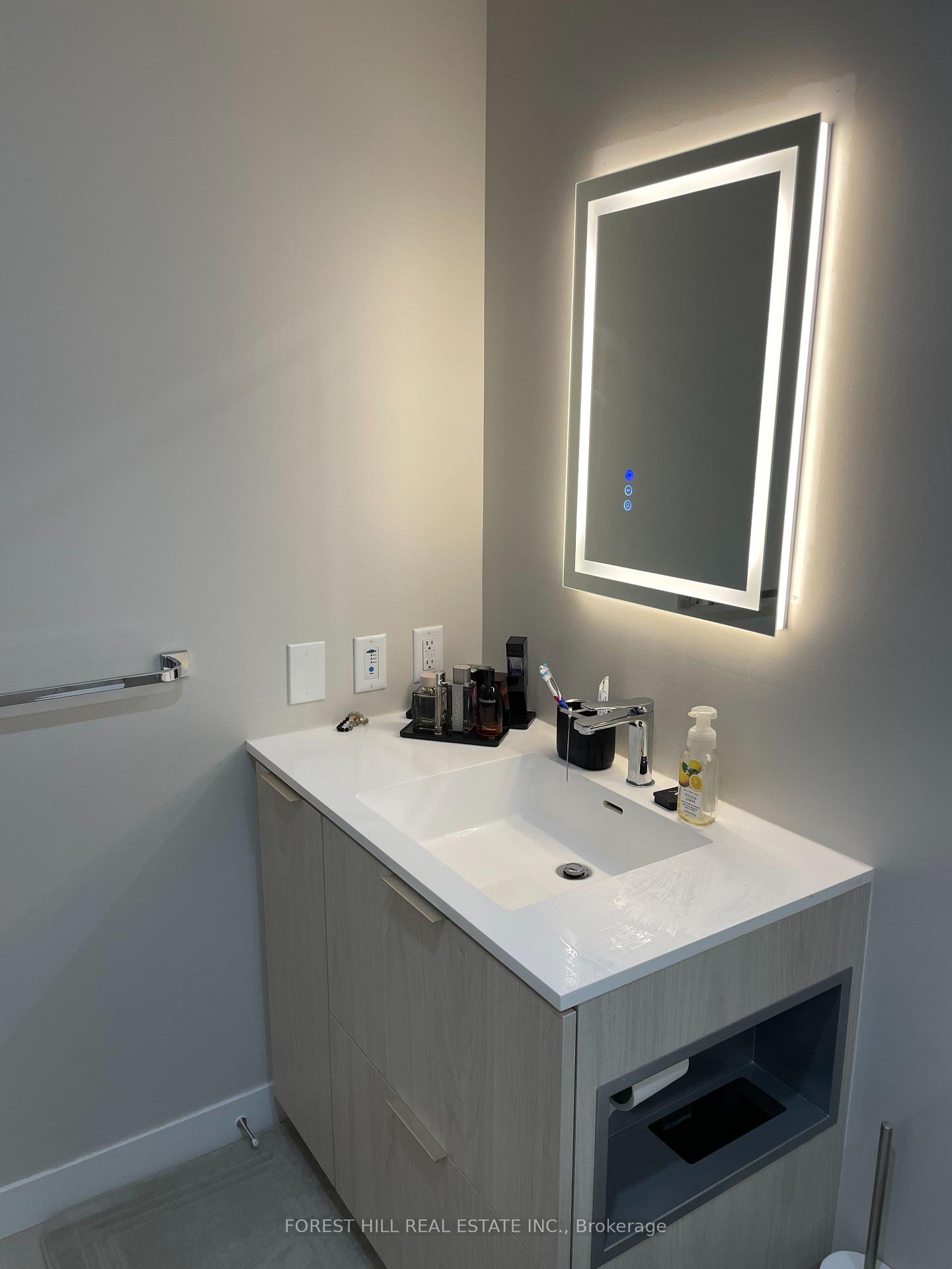 Photo 6 of Unit 316, 185 Alberta Avenue, Toronto, Oakwood Village — HOMEH