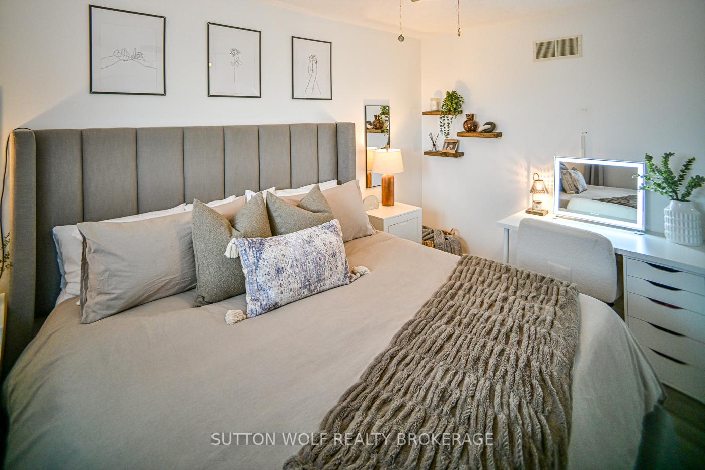 Photo 22 of 68 Laura Lane, Strathroy-Caradoc, NE — HOMEH