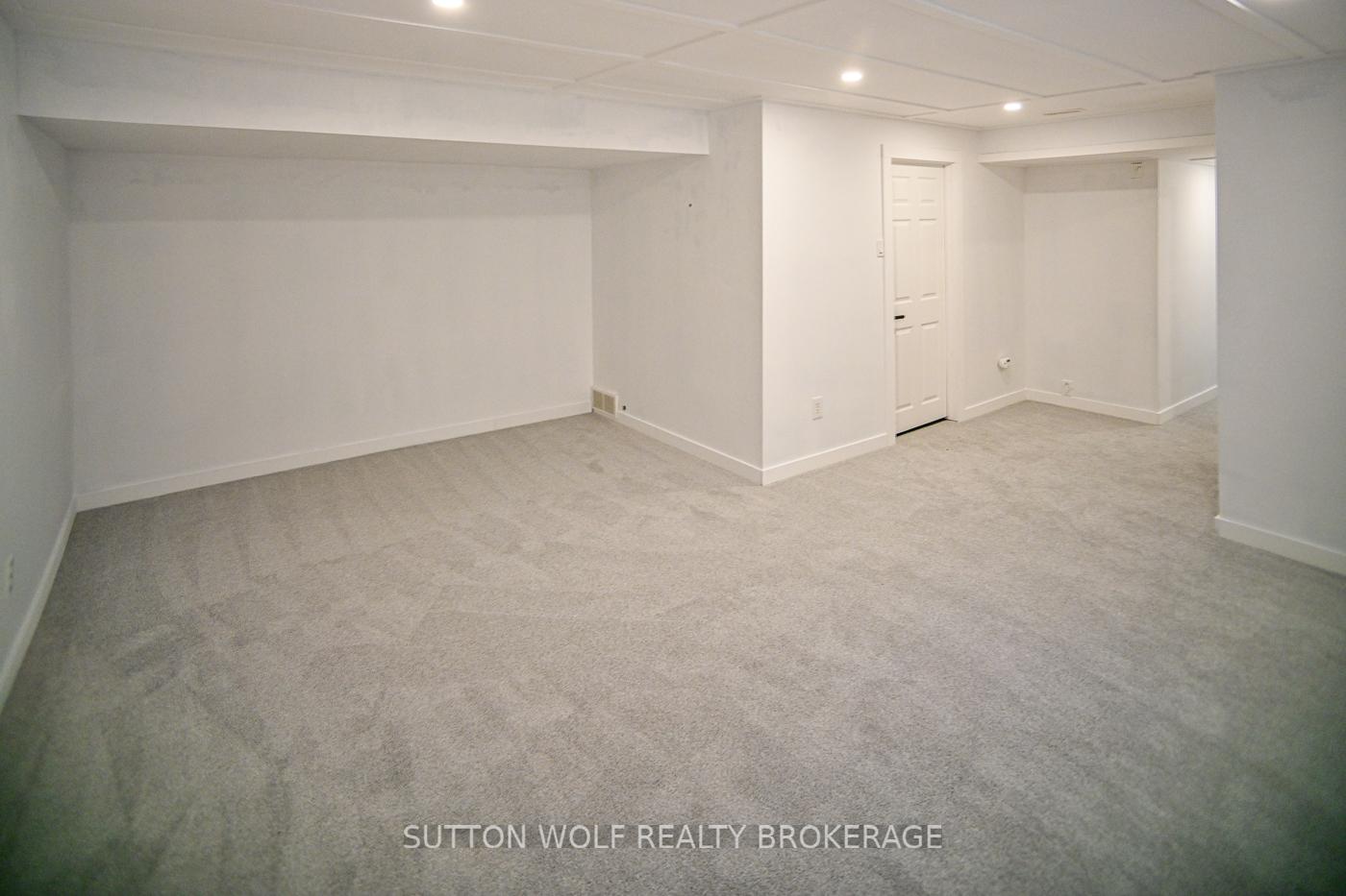 Photo 24 of 68 Laura Lane, Strathroy-Caradoc, NE — HOMEH