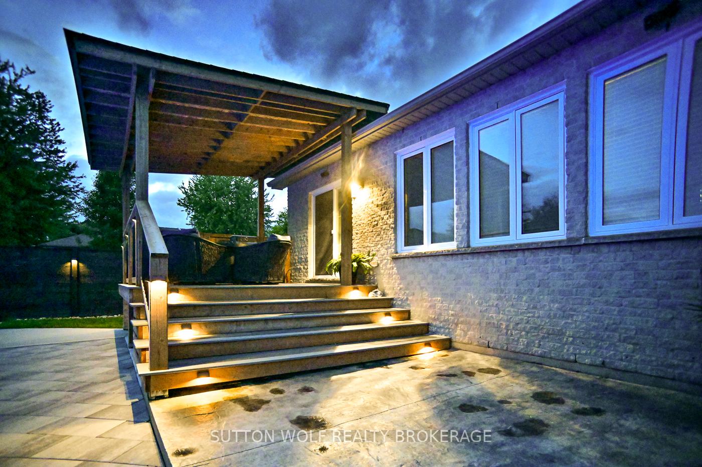 Photo 36 of 68 Laura Lane, Strathroy-Caradoc, NE — HOMEH