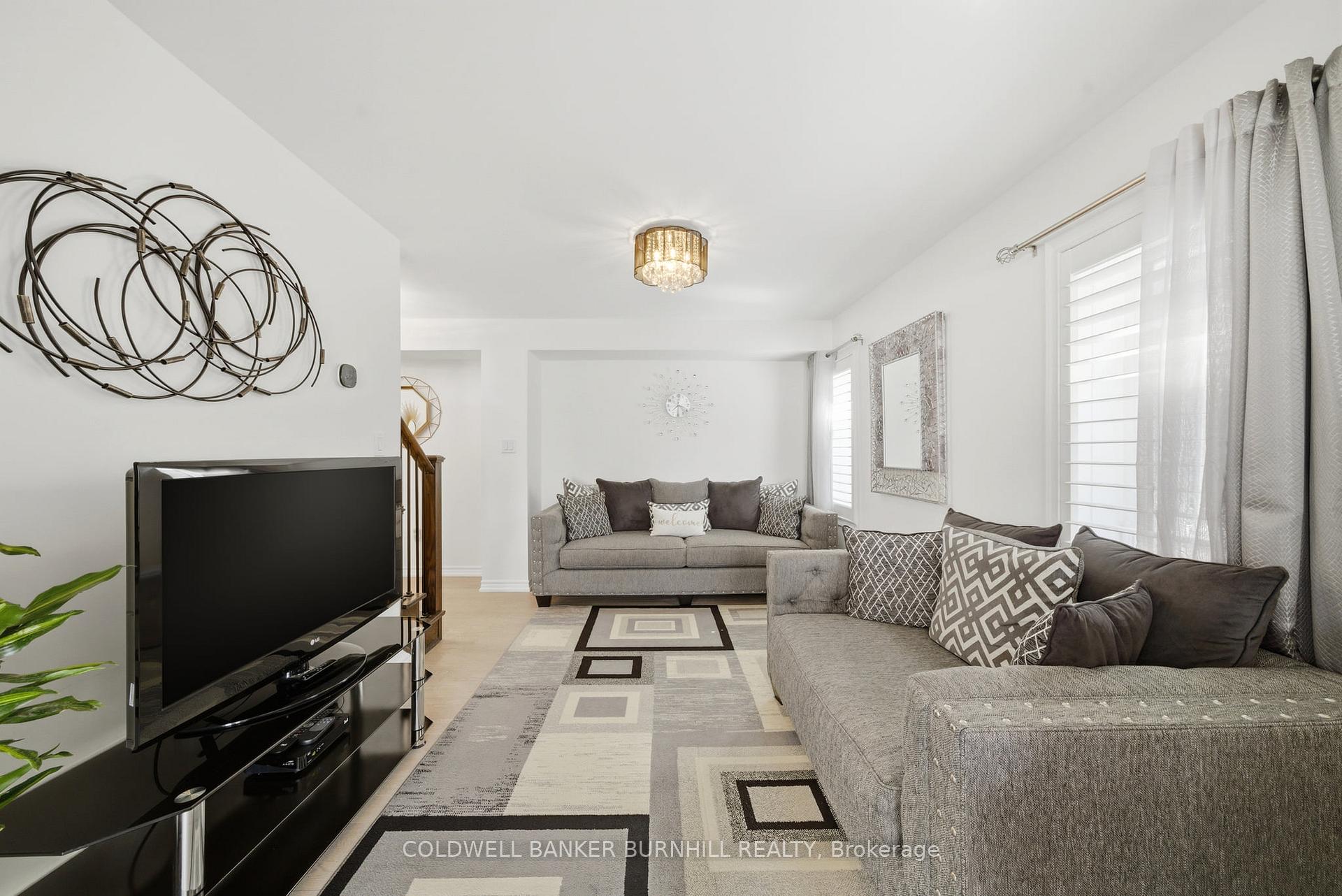 Photo 15 of Unit 11, 1222 Rose Way, Milton, Cobban — HOMEH