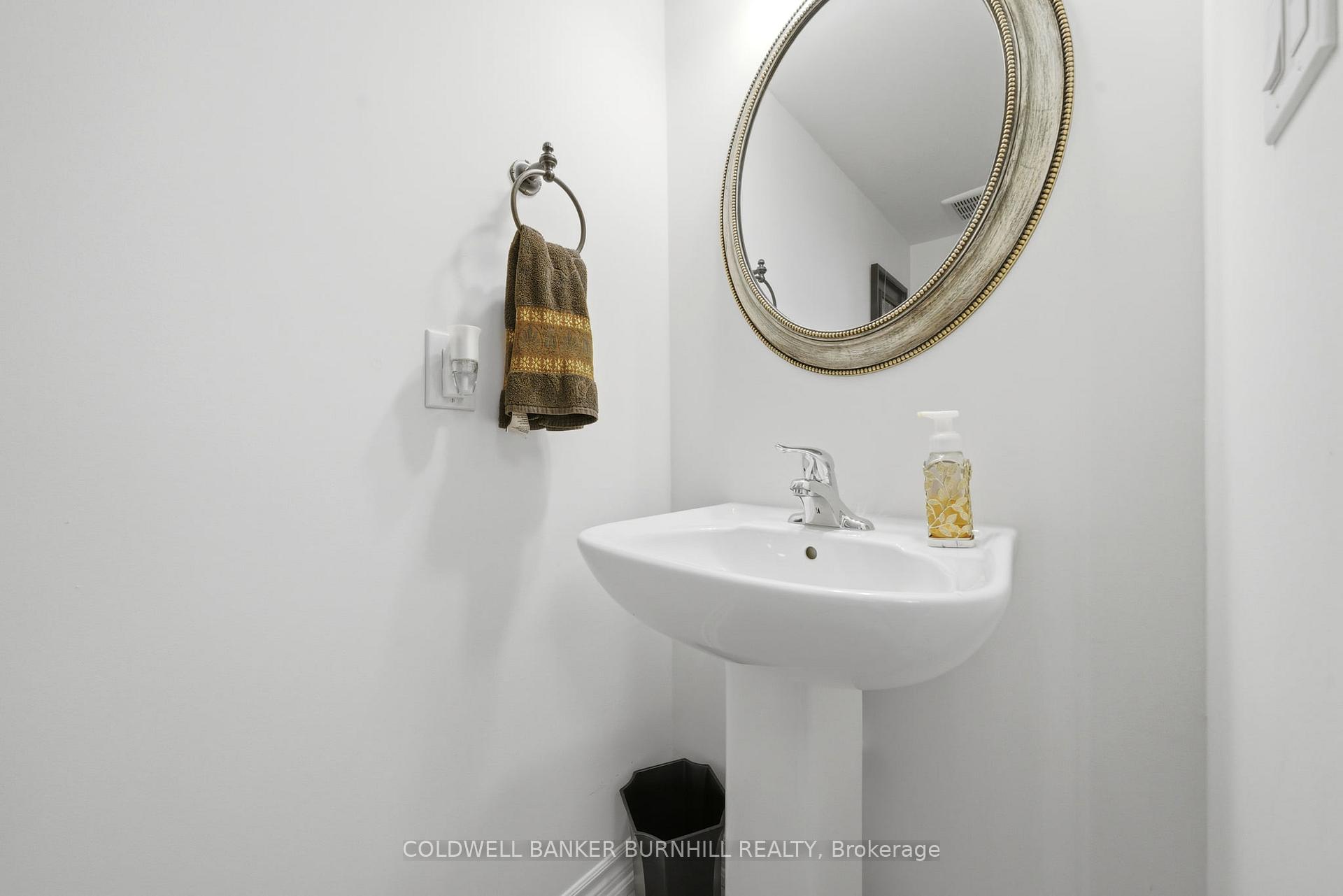 Photo 18 of Unit 11, 1222 Rose Way, Milton, Cobban — HOMEH