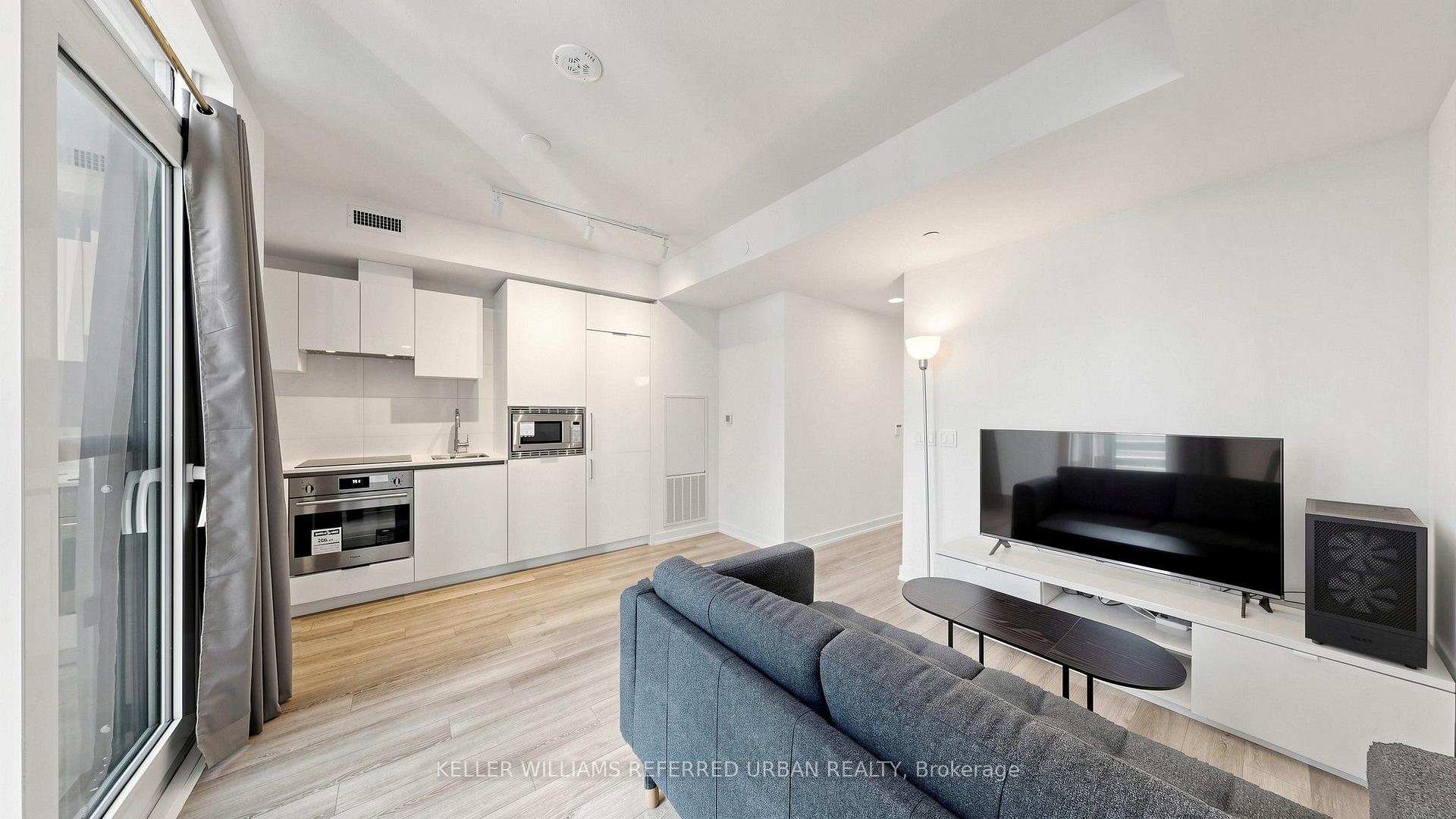 Photo 6 of 238 Simcoe Street, Toronto, Kensington-Chinatown — HOMEH