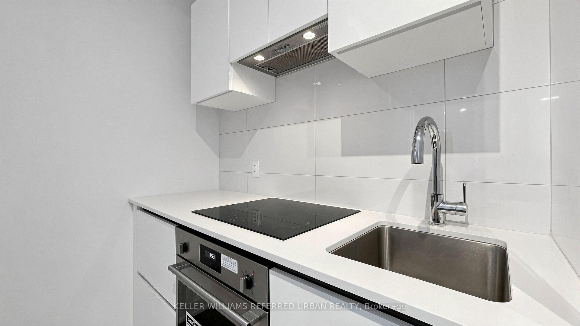 Photo 11 of 238 Simcoe Street, Toronto, Kensington-Chinatown — HOMEH