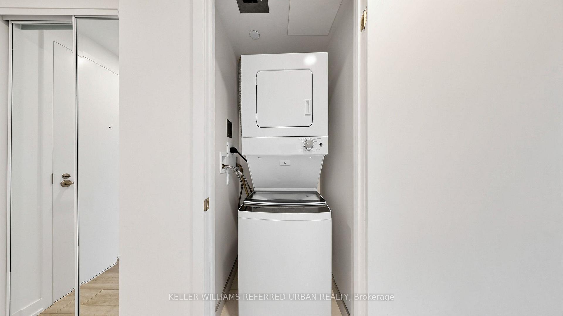 Photo 16 of 238 Simcoe Street, Toronto, Kensington-Chinatown — HOMEH