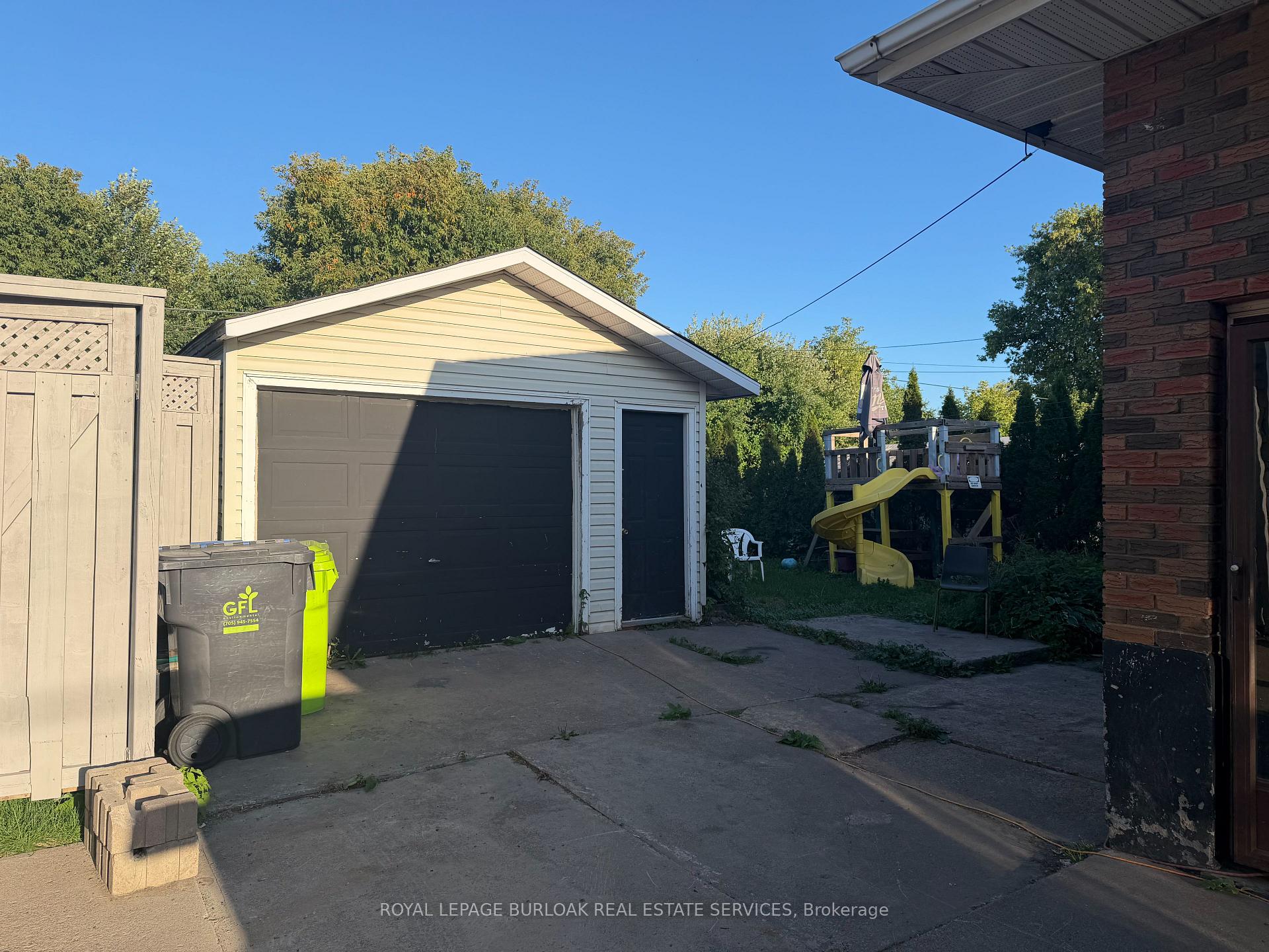 Photo 6 of 344 First Avenue W, Sault Ste Marie, West — HOMEH