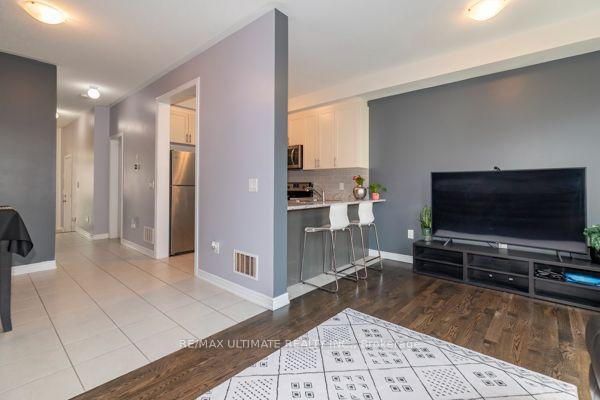 Photo 9 of 31 Davenfield Circle, Brampton, Bram East — HOMEH