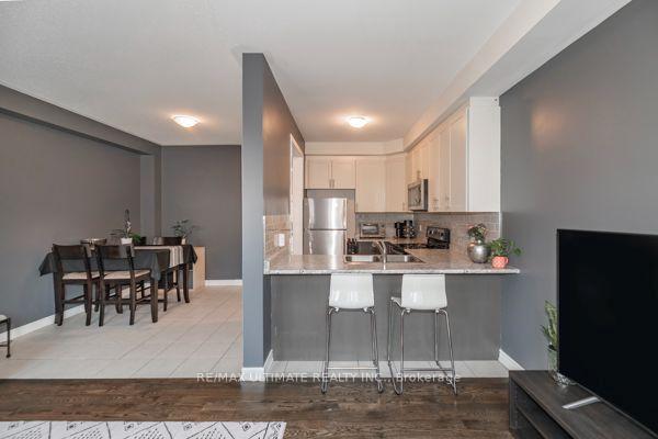Photo 10 of 31 Davenfield Circle, Brampton, Bram East — HOMEH