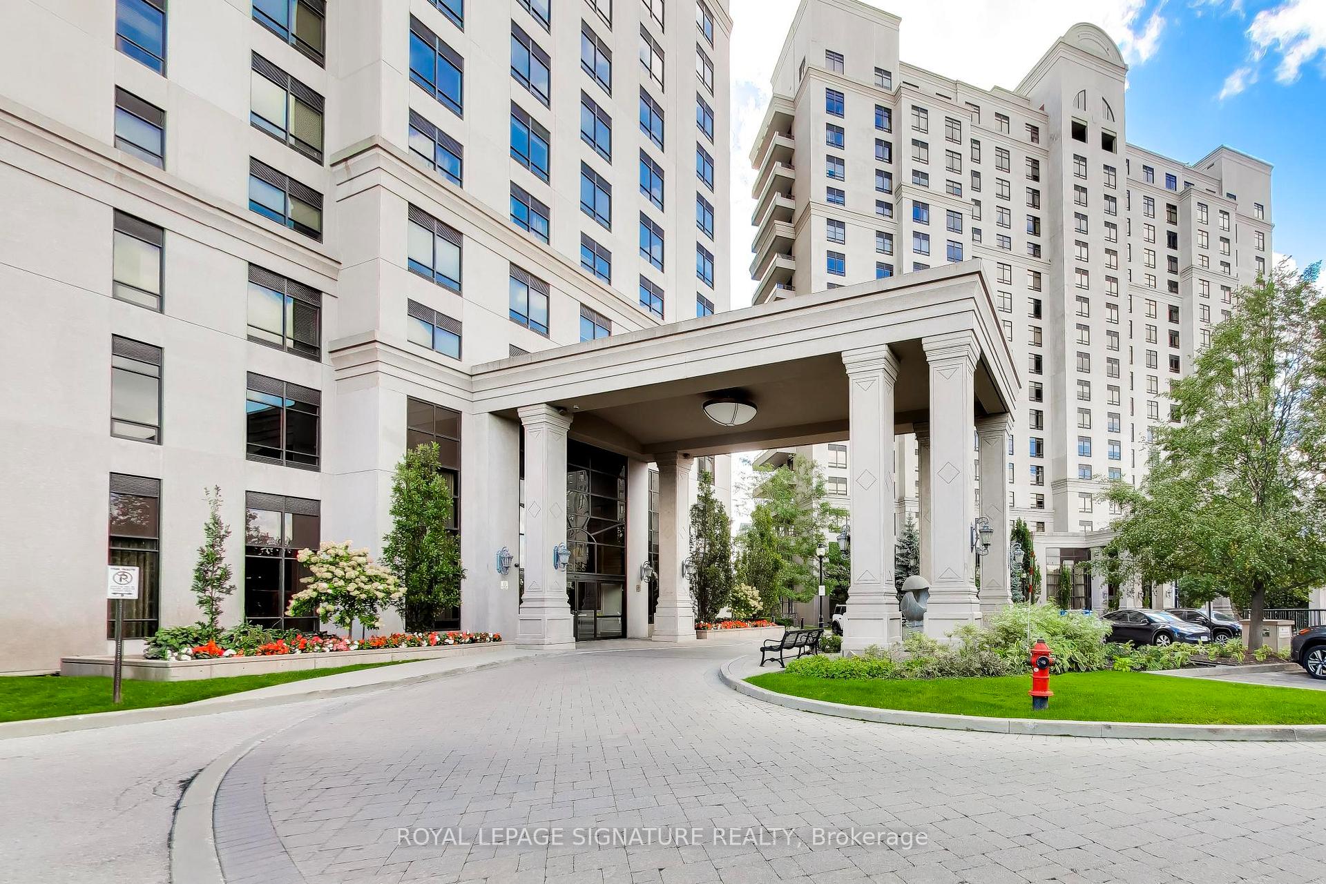 Photo 3 of Unit 1709, 9255 Jane Street, Vaughan, Maple — HOMEH