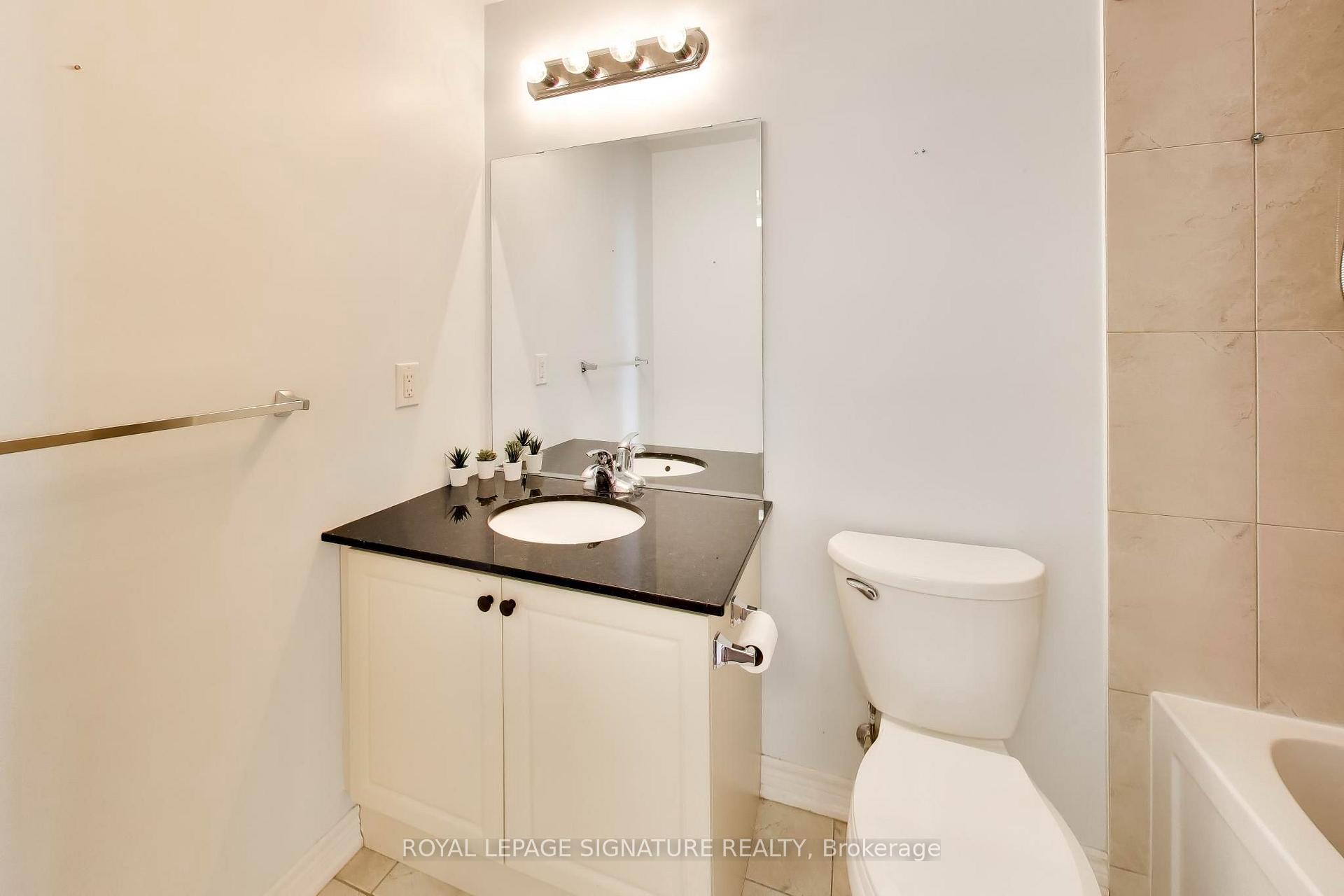 Photo 14 of Unit 1709, 9255 Jane Street, Vaughan, Maple — HOMEH