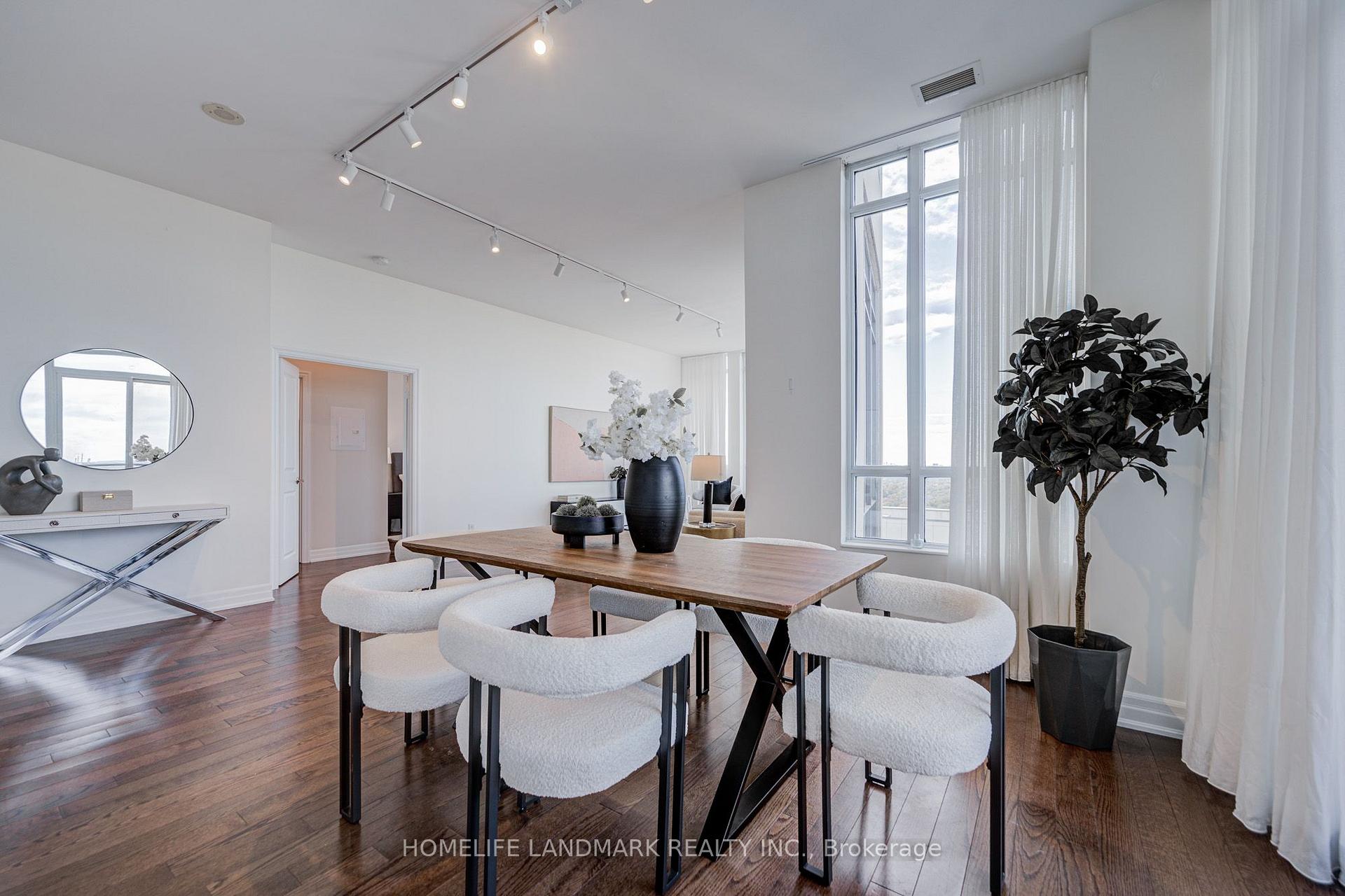 Photo 6 of Unit 2302, 500 St Clair Avenue W, Toronto, Humewood-Cedarvale — HOMEH