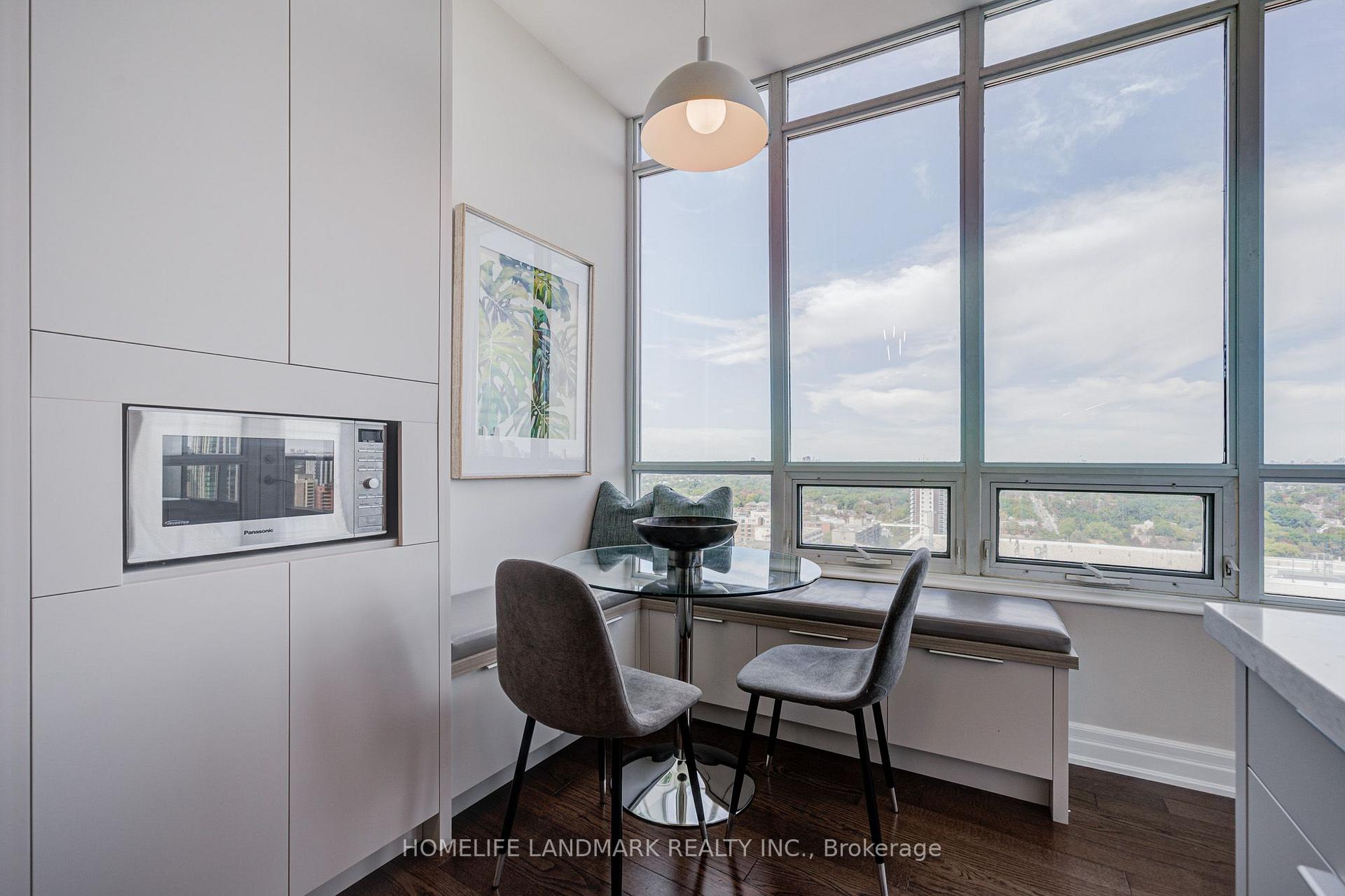 Photo 15 of Unit 2302, 500 St Clair Avenue W, Toronto, Humewood-Cedarvale — HOMEH