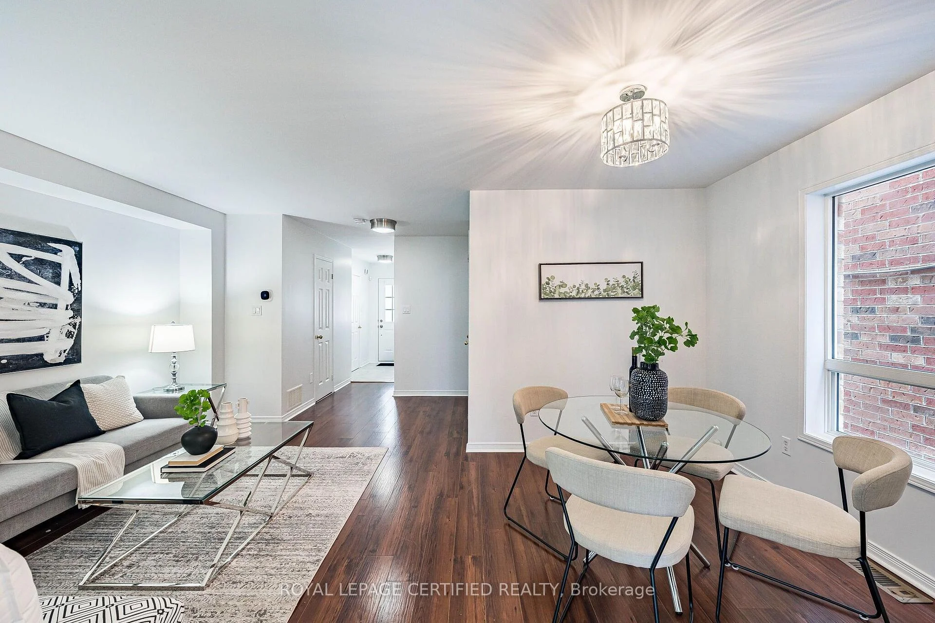 Photo 17 of 105 Howling Crescent, Ajax, South East — HOMEH