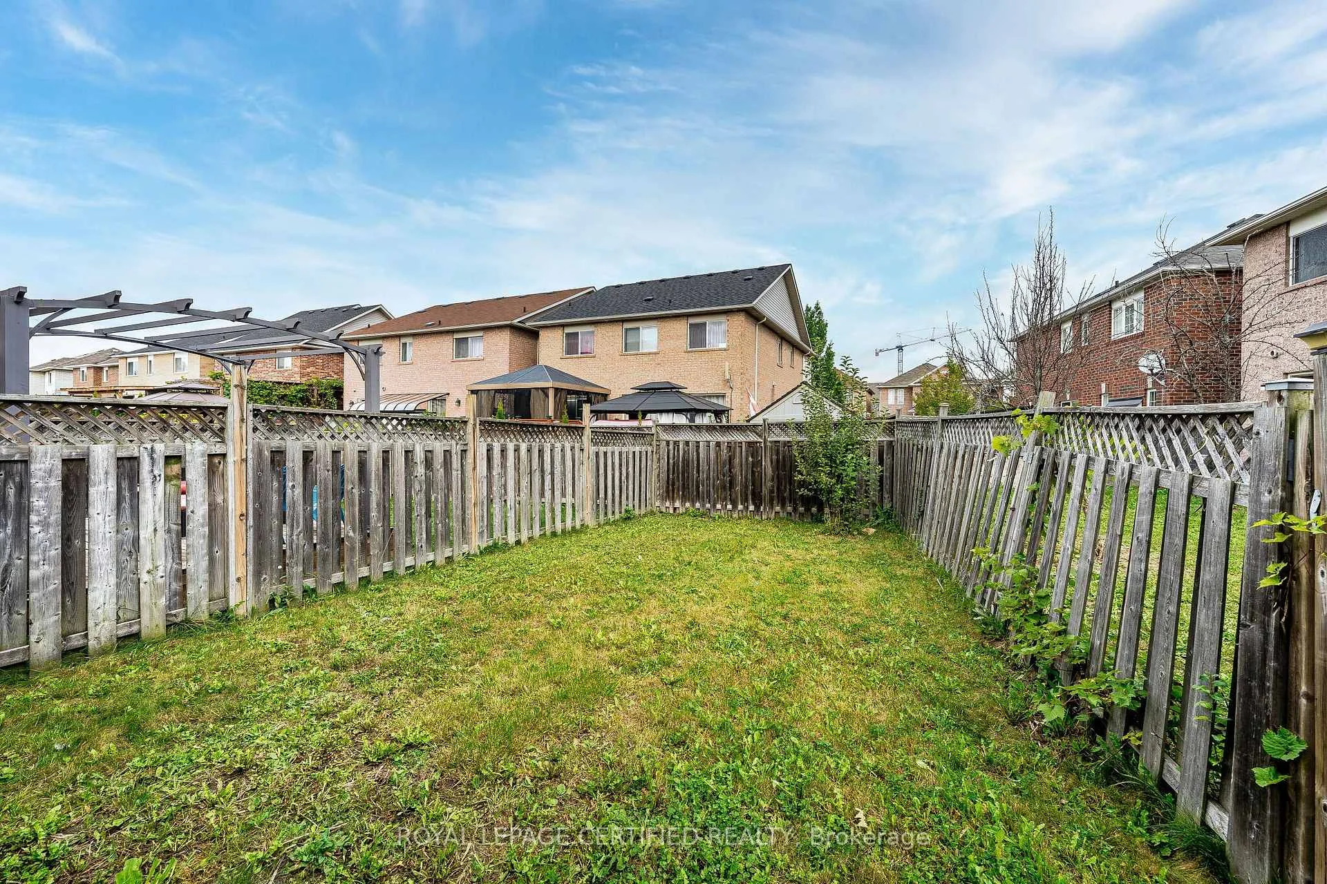 Photo 49 of 105 Howling Crescent, Ajax, South East — HOMEH