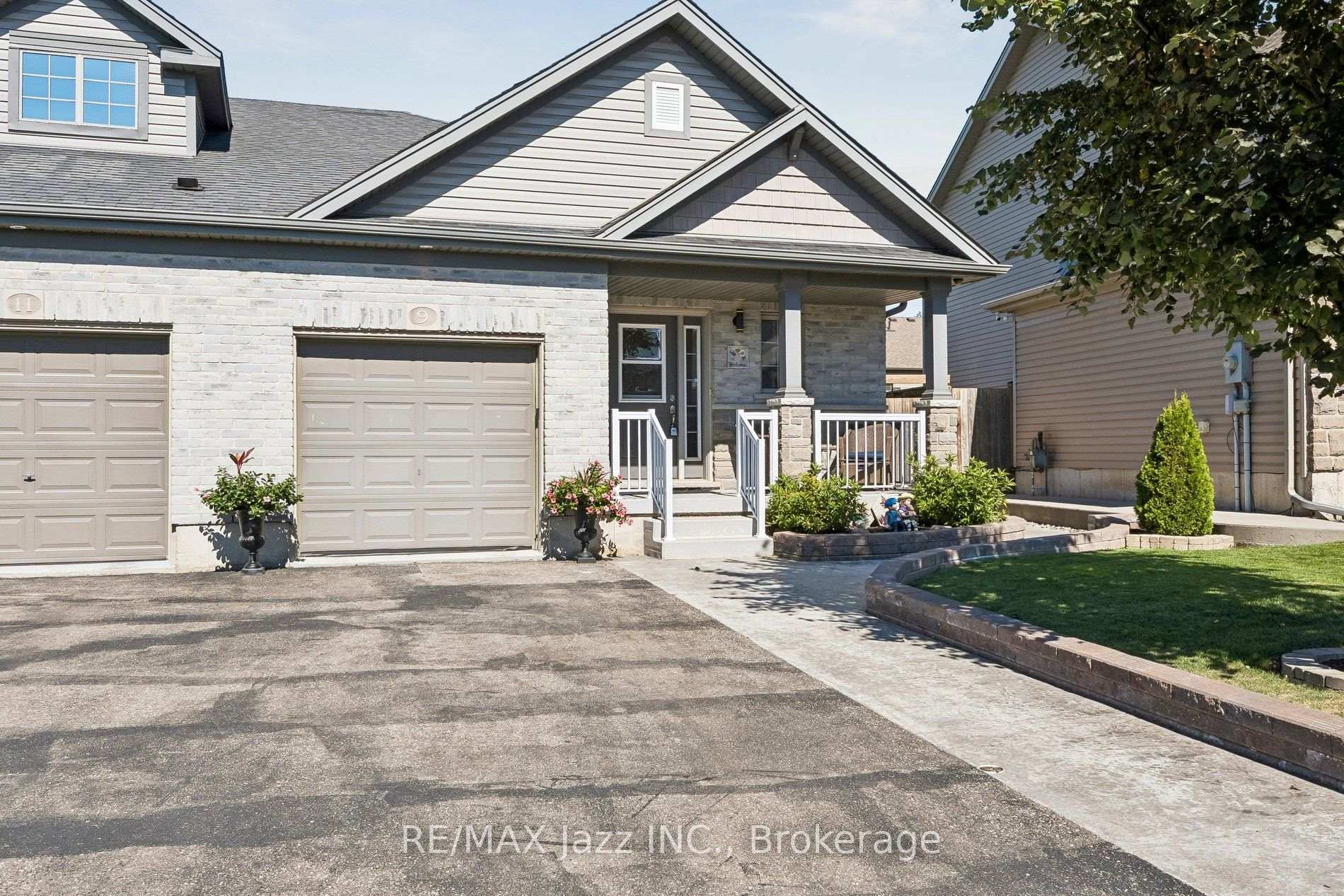 Photo of 9 Trillium Way