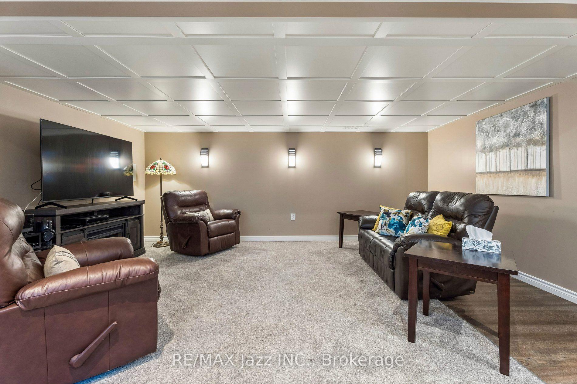 Photo 28 of 9 Trillium Way, Norfolk, Simcoe — HOMEH