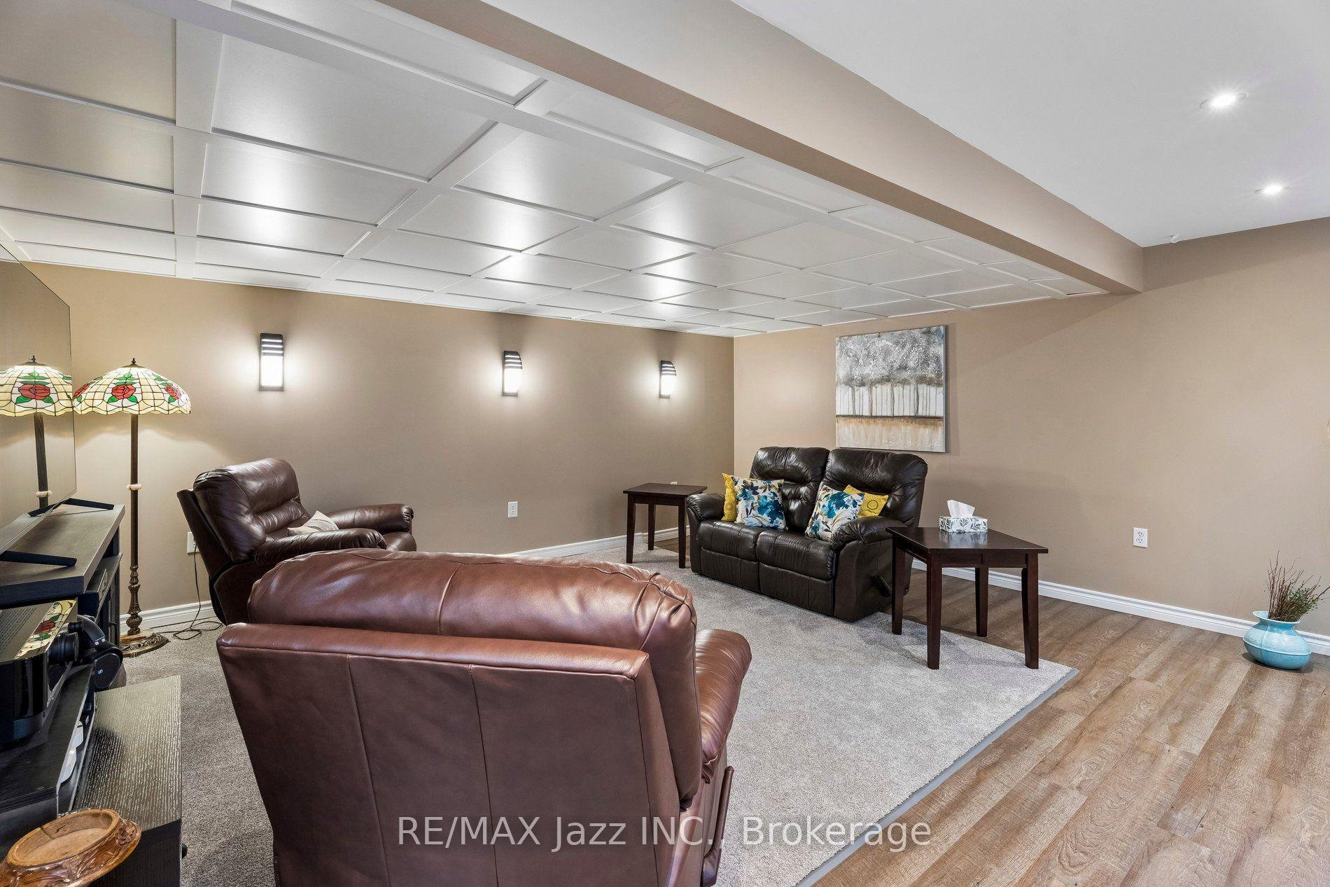Photo 31 of 9 Trillium Way, Norfolk, Simcoe — HOMEH
