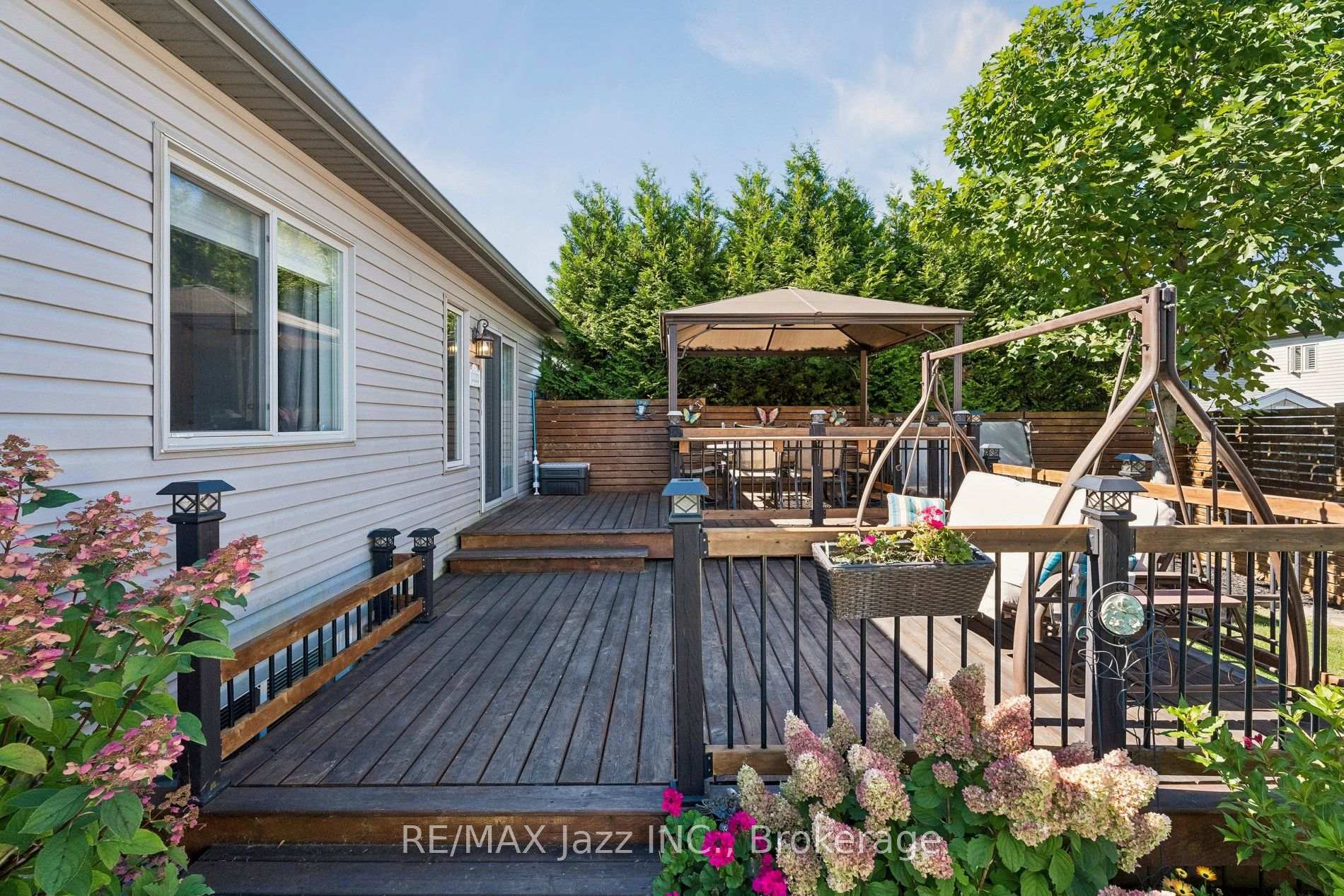 Photo 36 of 9 Trillium Way, Norfolk, Simcoe — HOMEH